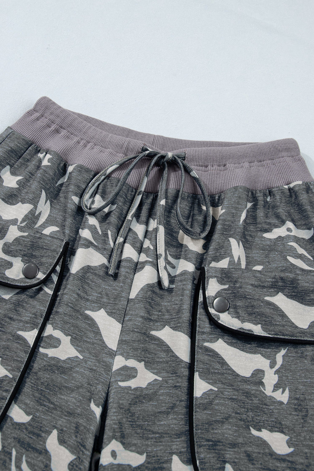 Camo Drawstring Contrast Waistband Barrel Cargo Pants