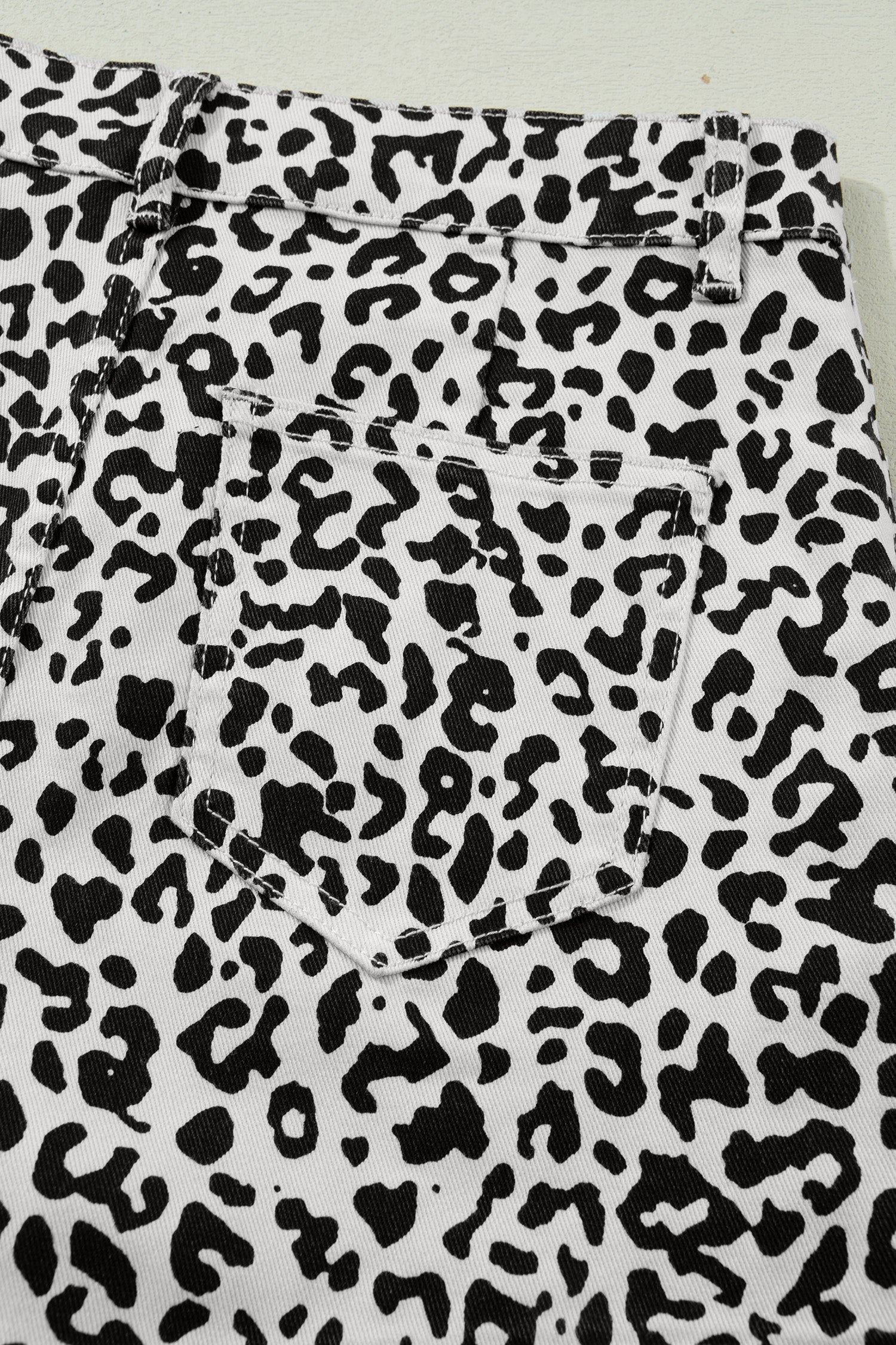 Leopard Denim Buttoned Overlap Shorts