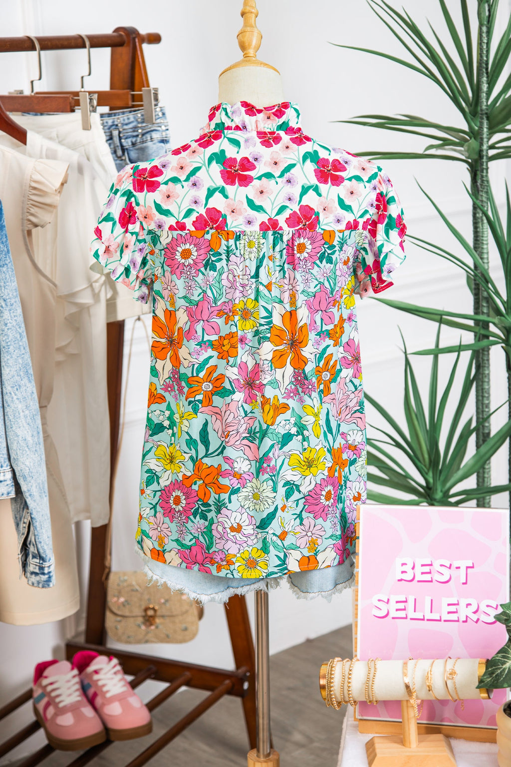 Floral Flutter Sleeve Split Neck Buttoned Blouse