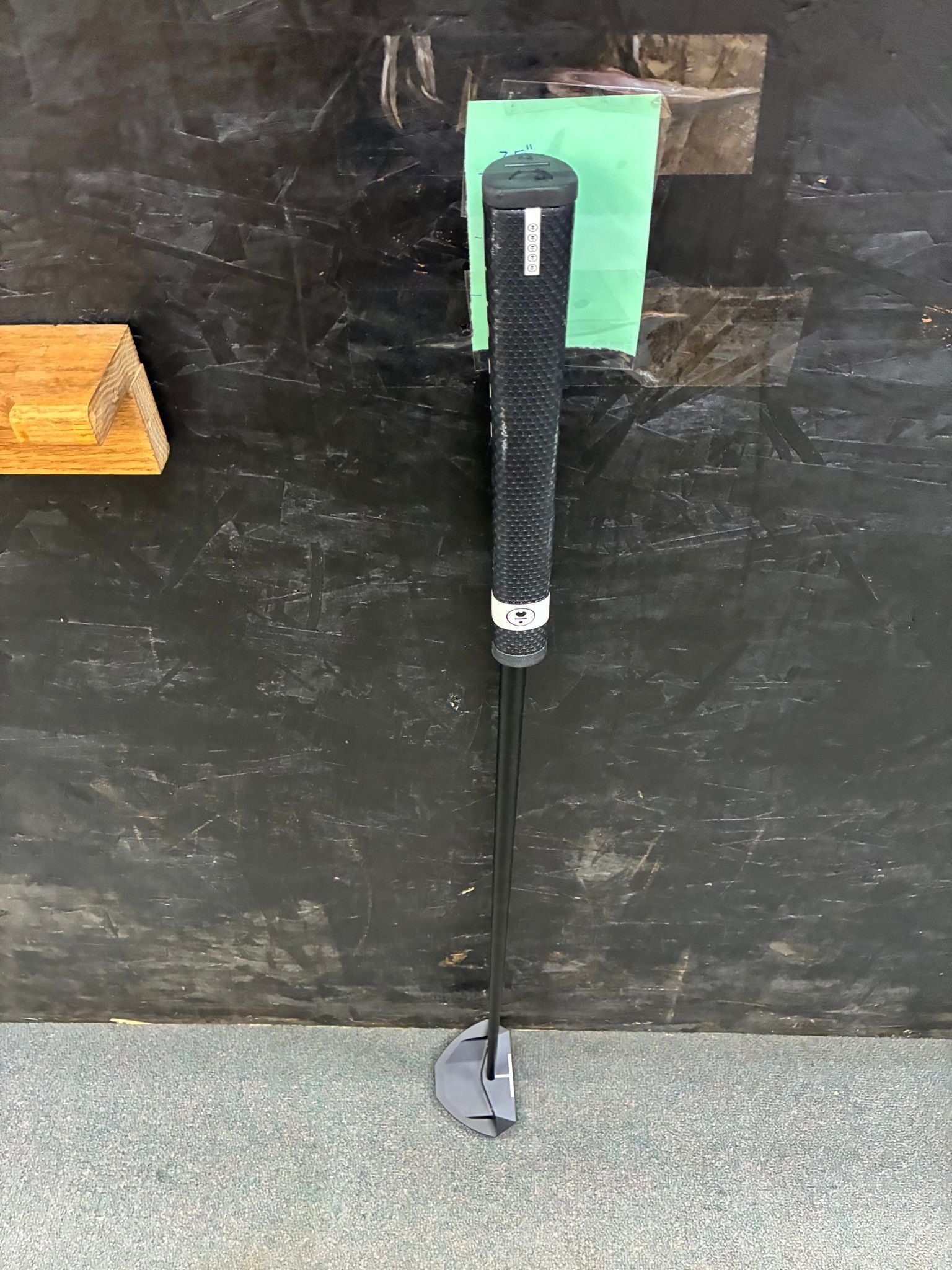 L.A.B. Golf OZ.1i Putter Right Hand 35 (Used)