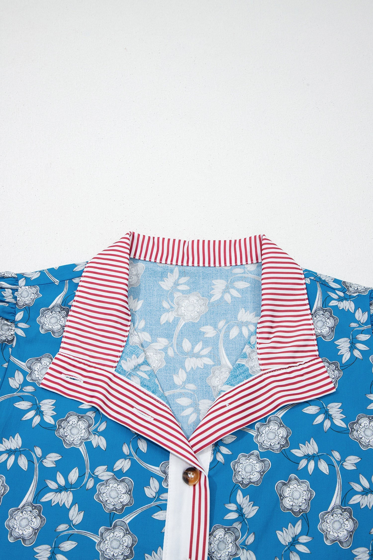 Floral Stripe Trim Button Neck Short Sleeve Blouse