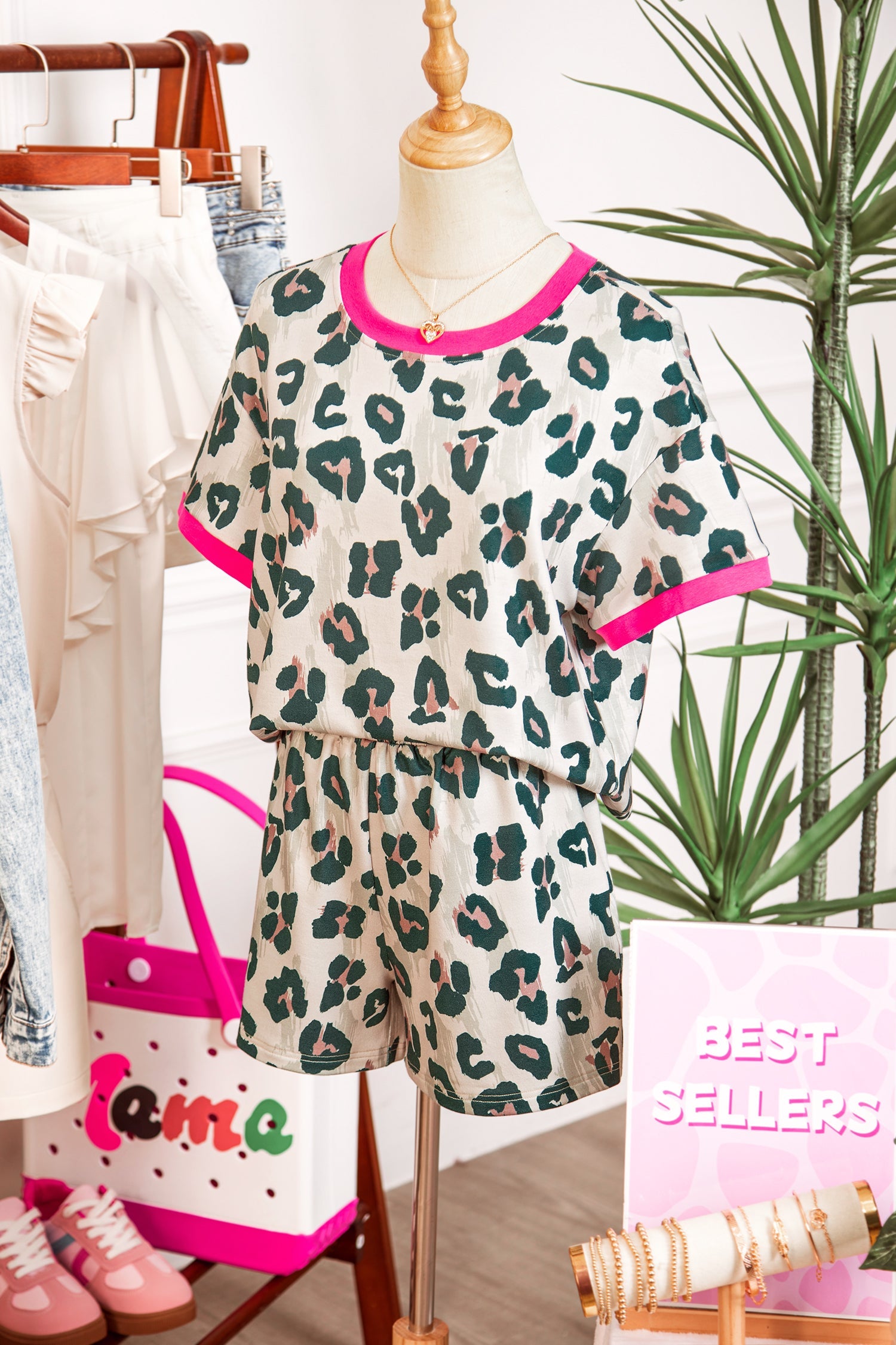 Leopard Contrast Trim Top & High Waist Shorts Set