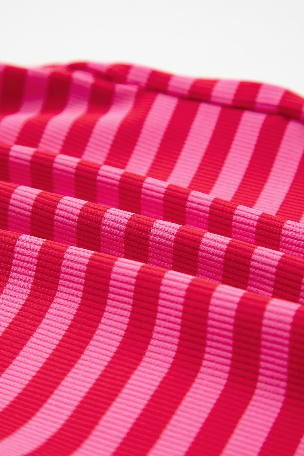 Stripe Contrast Elastic Waist Ribbed Shorts