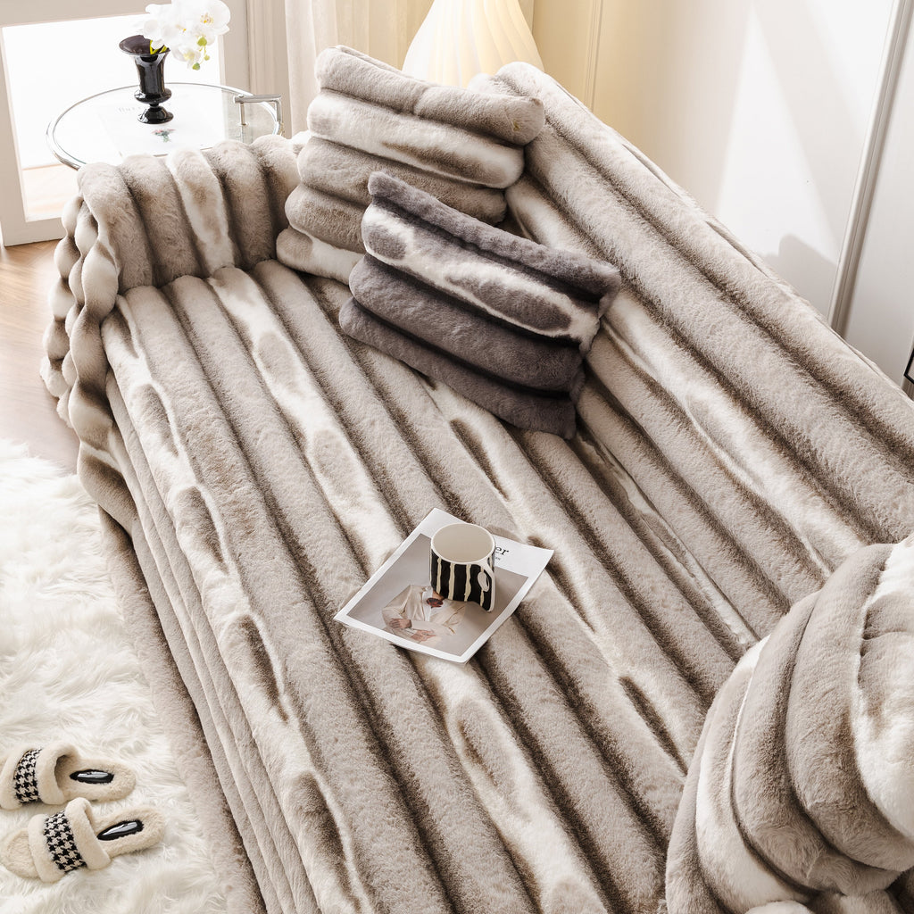 Ultra Soft Faux Fur Couch Cover – Large, Fluffy, and Elegant Sofa Throw Blanket
