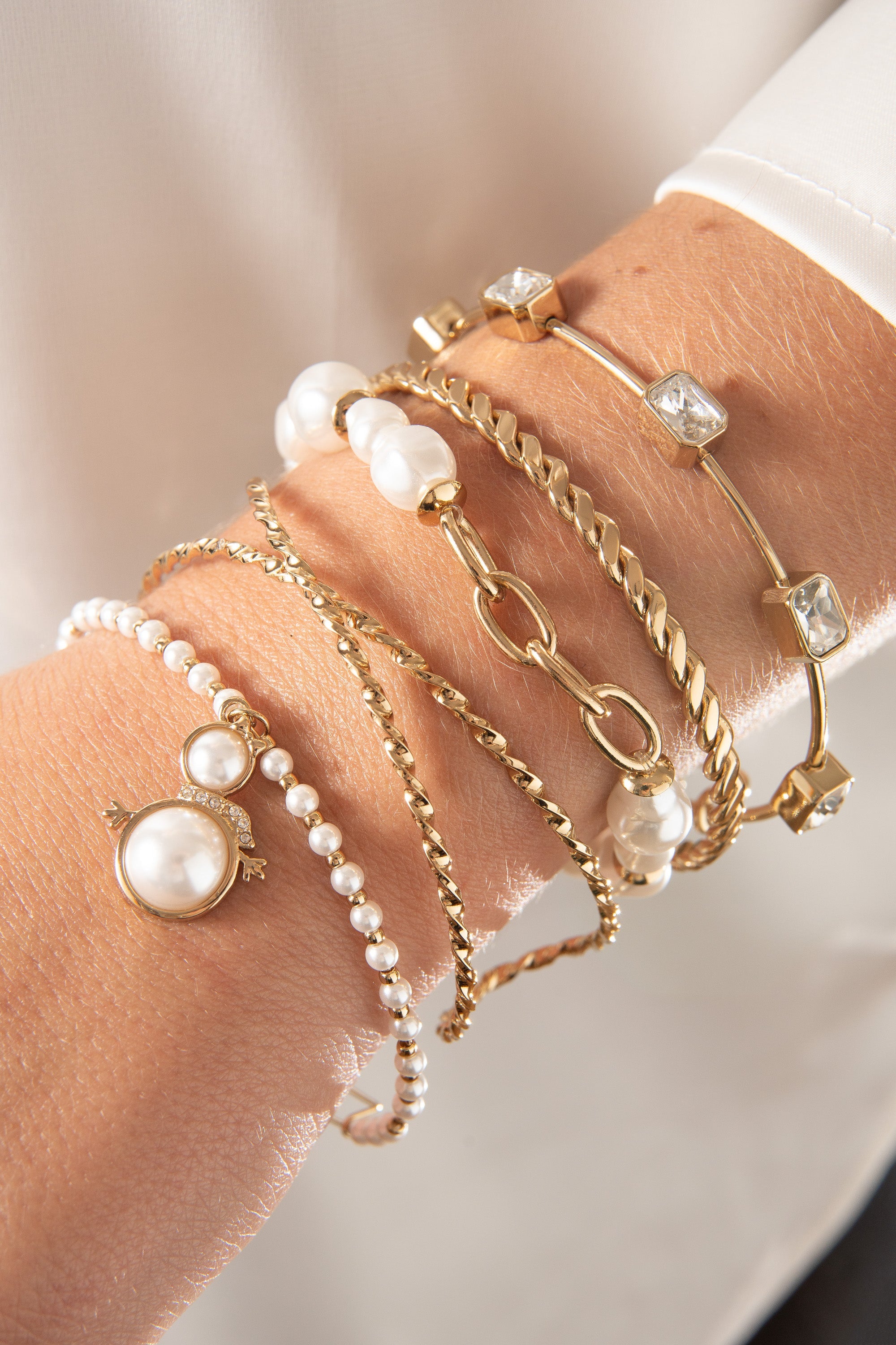 Snowwoman Beaded Bangle