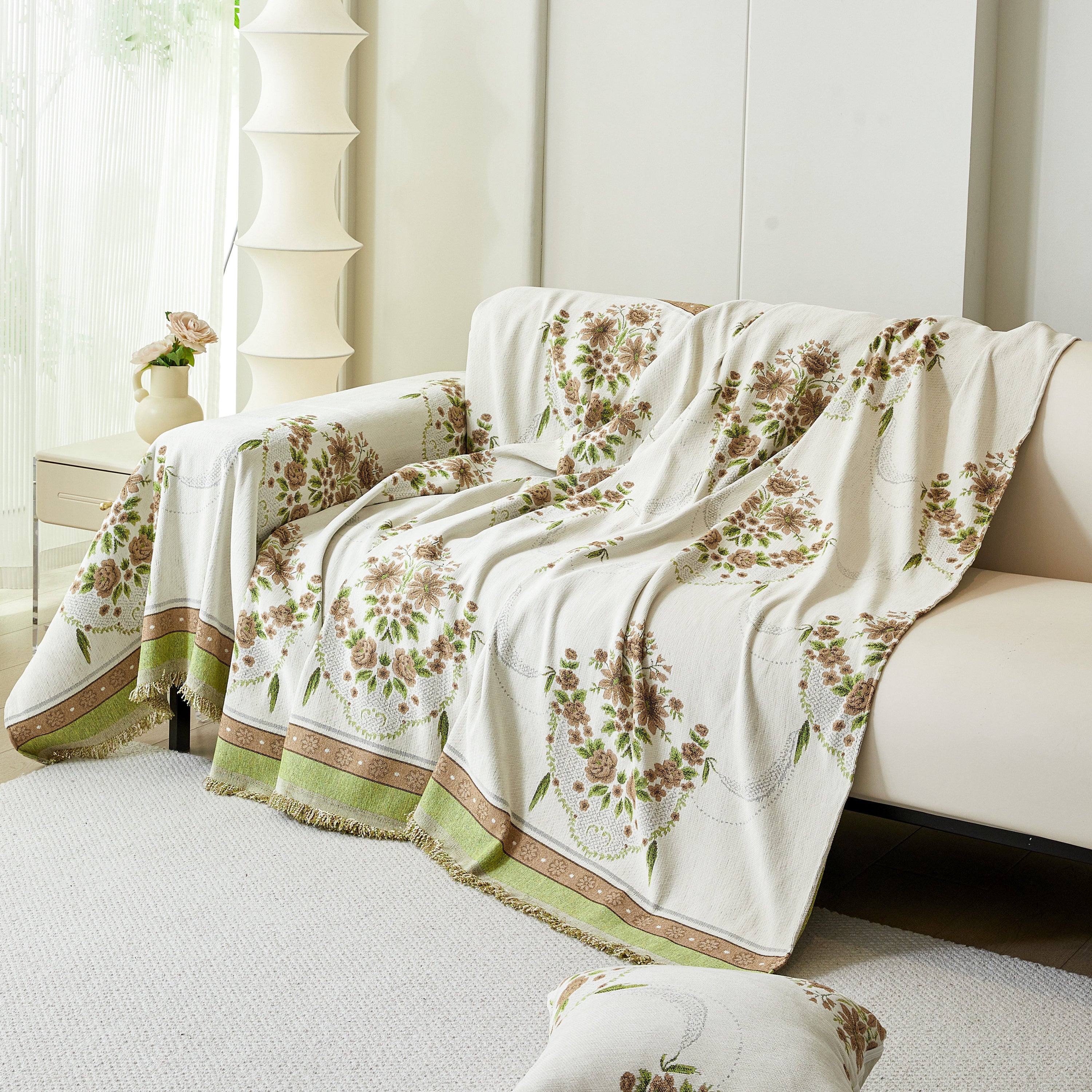 Charming French Country Floral Basket Sofa Throw Cover Rustic Farmhouse-Style Couch Cover Blankets