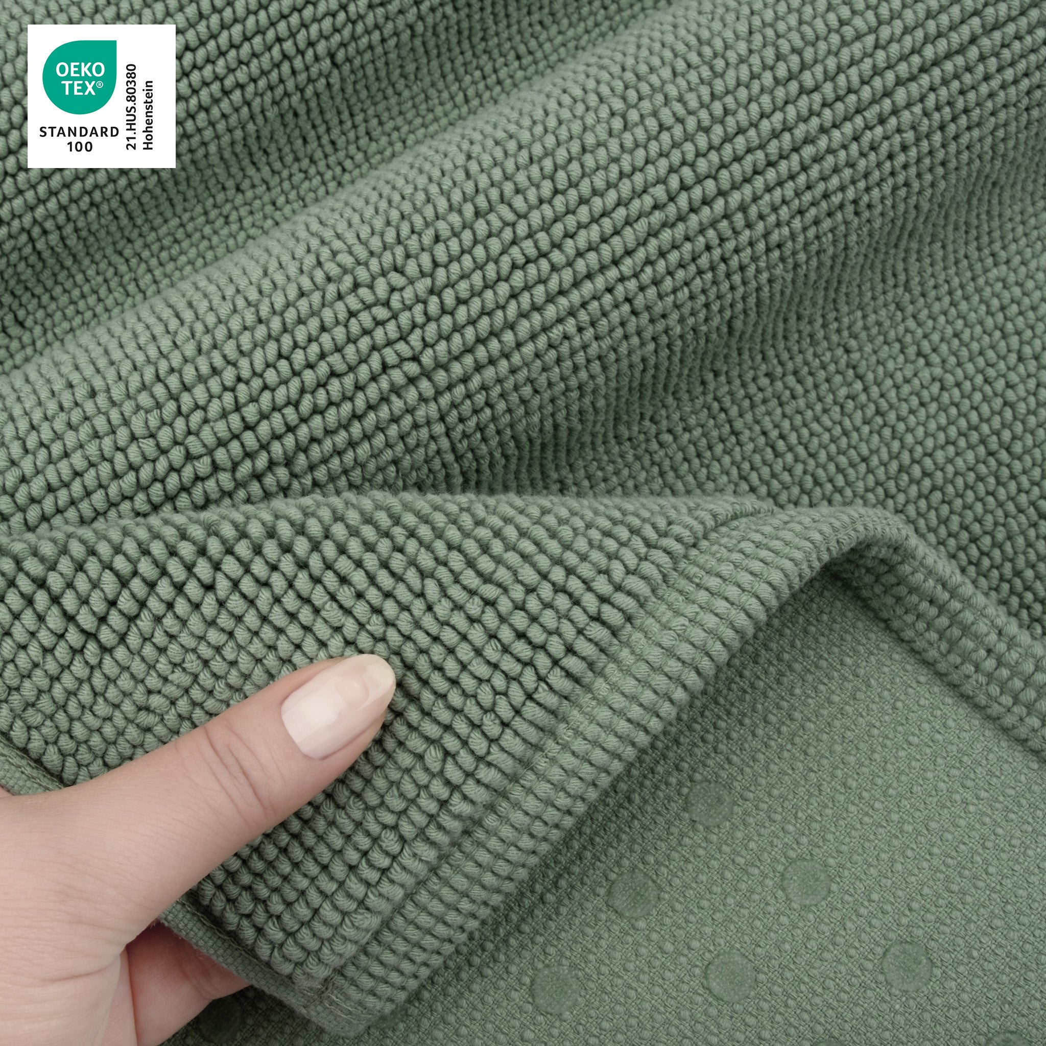 American Soft Linen 100% Cotton Bath Mat Rugs, 17x24 inches with Silicone Backing, Soft Absorbent Grip-Enhanced Bath Mats for Bathroom