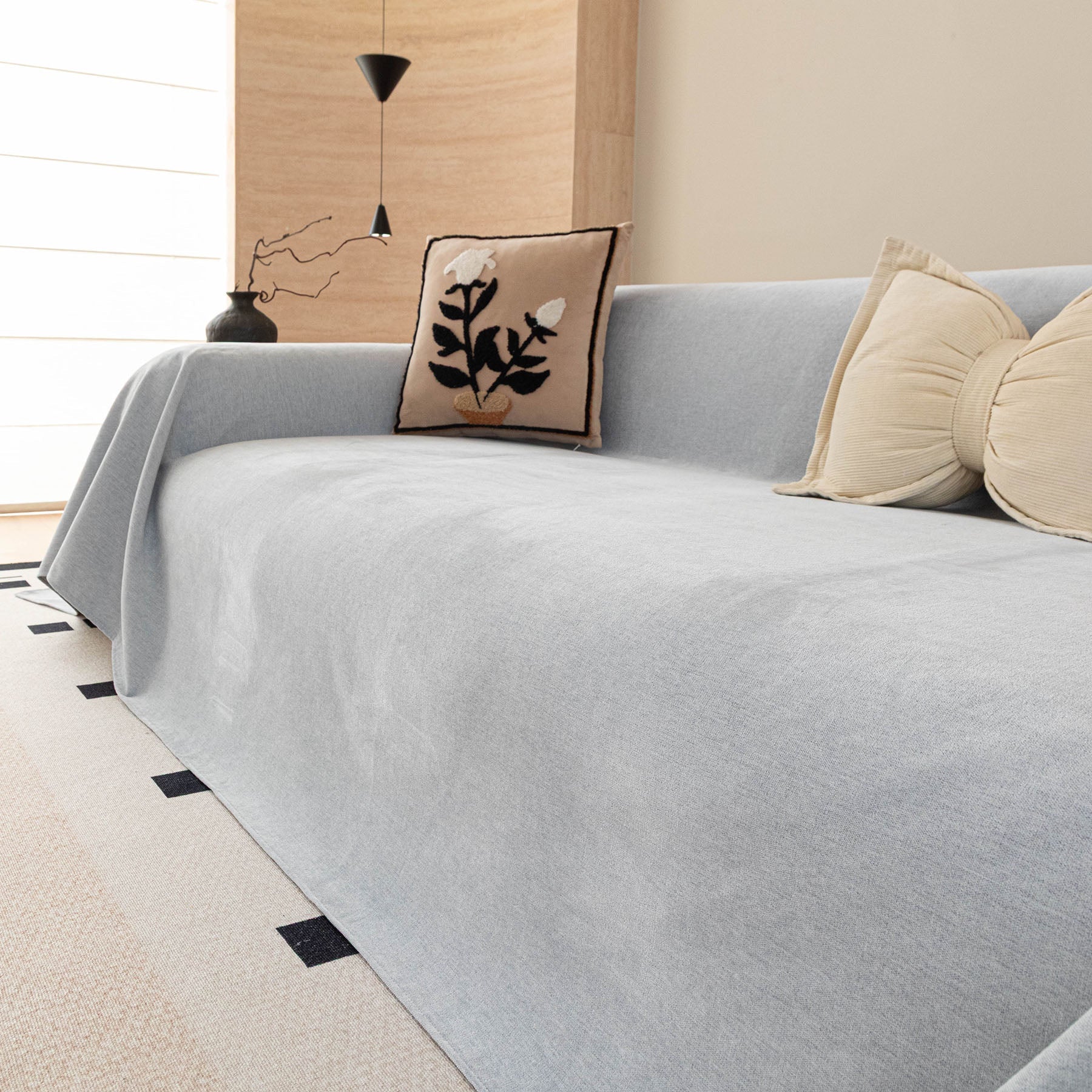 Luxury Pet Friendly Couch Cover, Non-Slip Furniture Protector Blanket for Pets, Kids