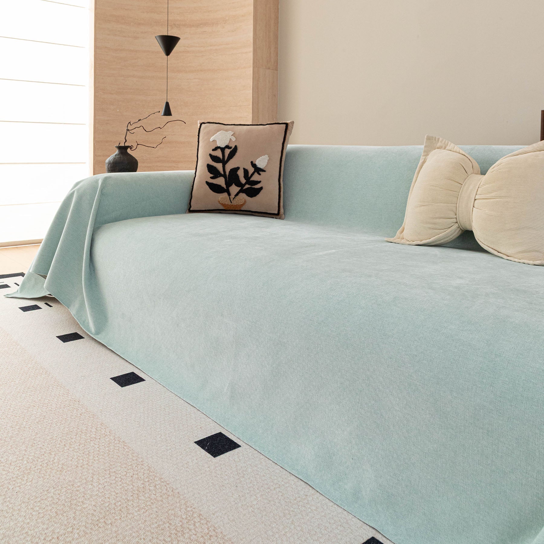 Luxury Pet Friendly Couch Cover, Non-Slip Furniture Protector Blanket for Pets, Kids