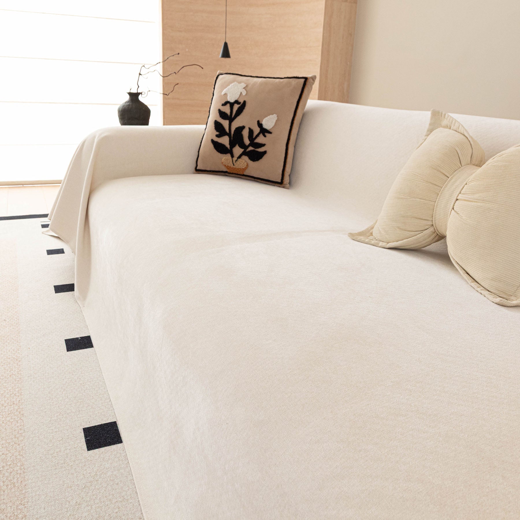 Luxury Pet Friendly Couch Cover, Non-Slip Furniture Protector Blanket for Pets, Kids