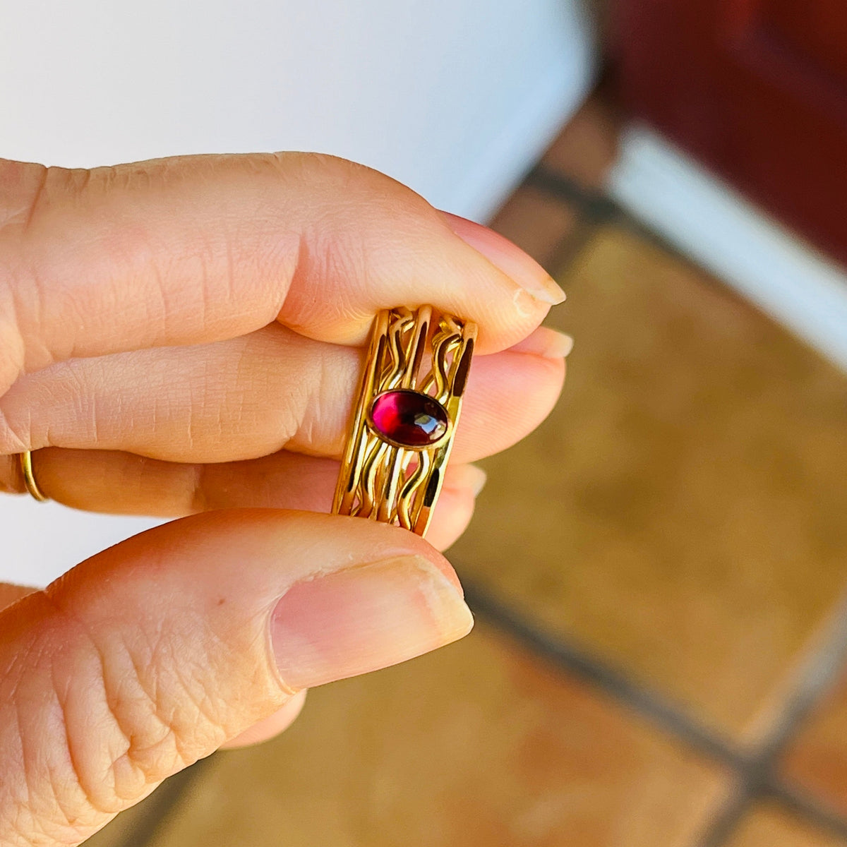 14k gold filled OVAL RHODOLITE GARNET GEMSTONE RING