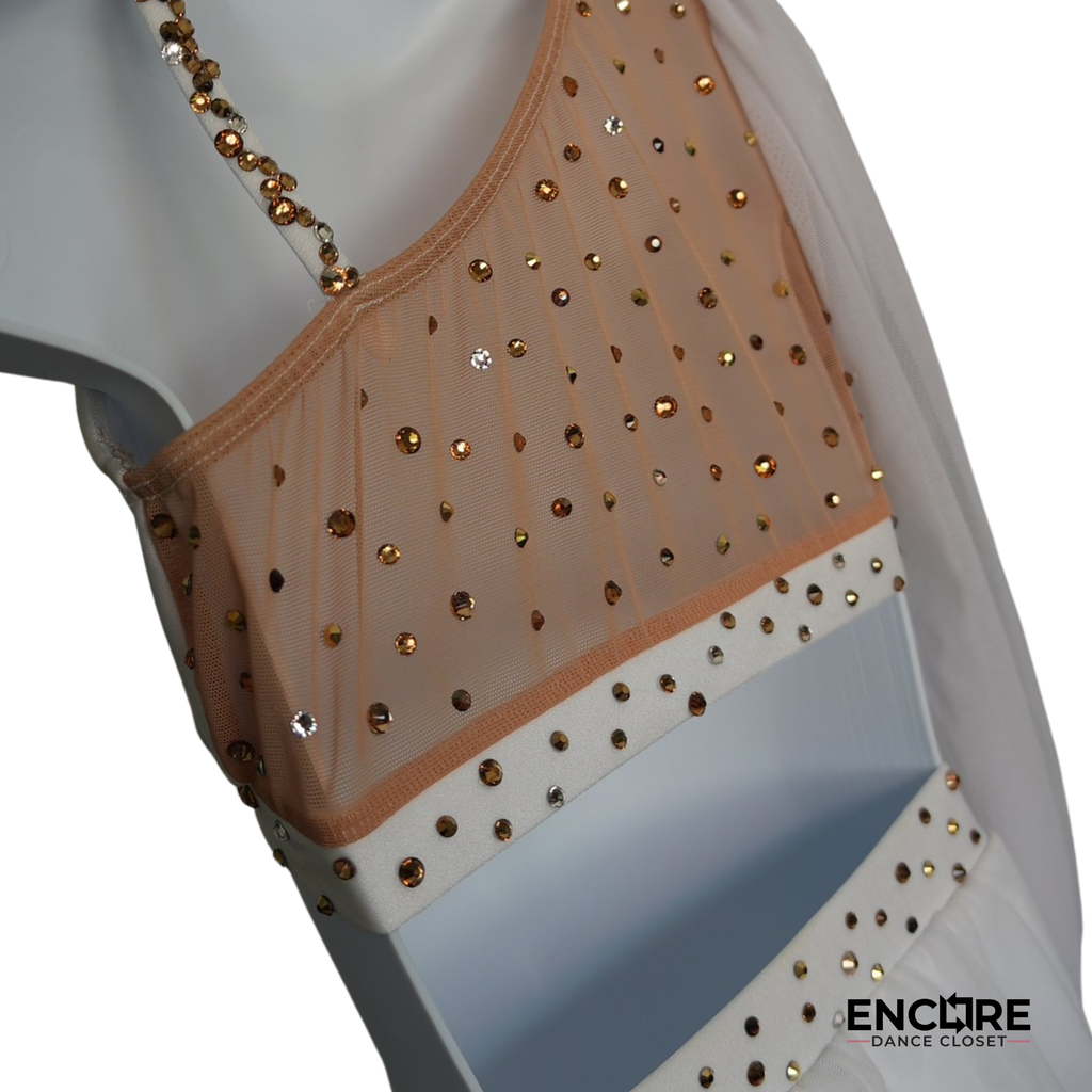 Elegant White Lyrical Costume 2