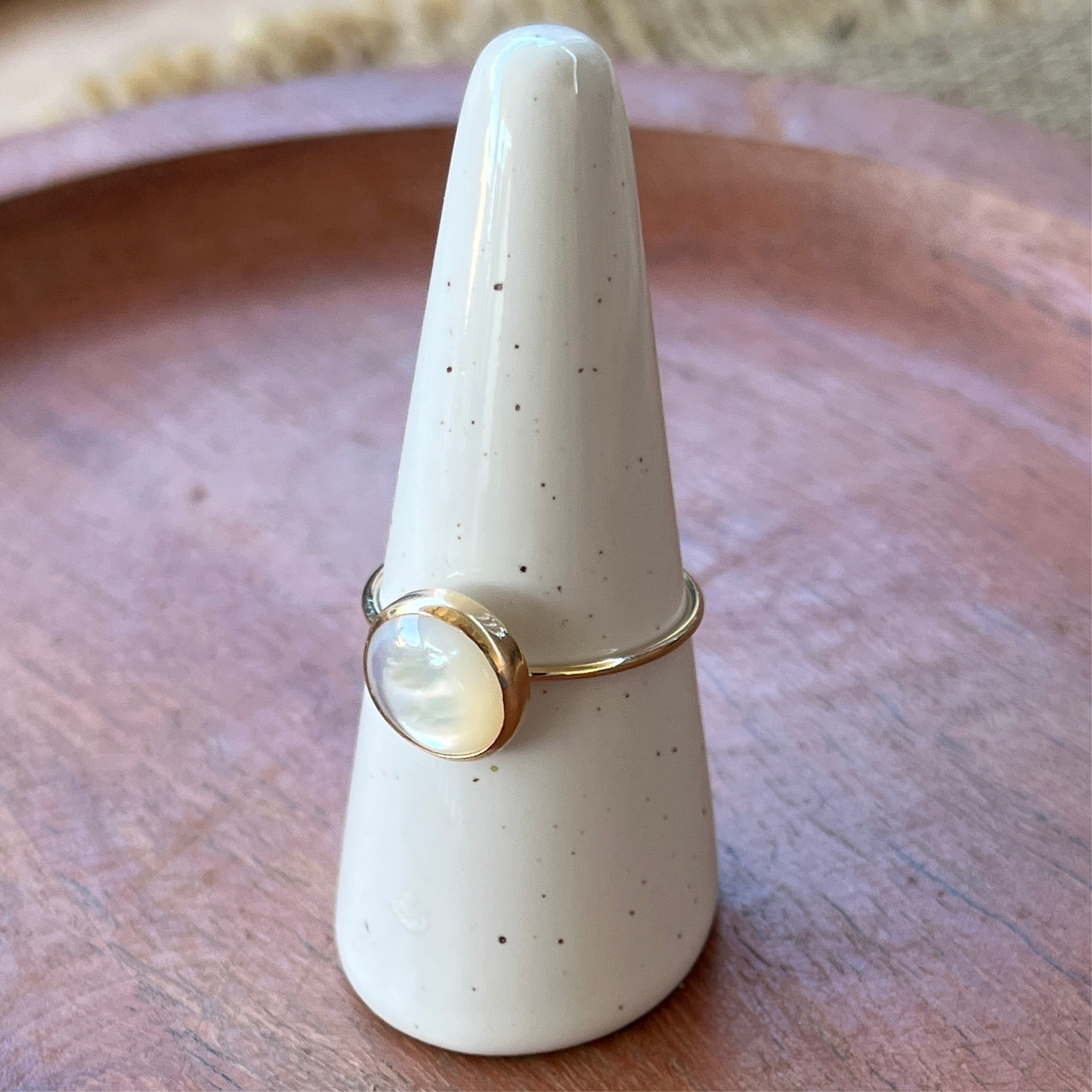 CALA MOTHER OF PEARL RING