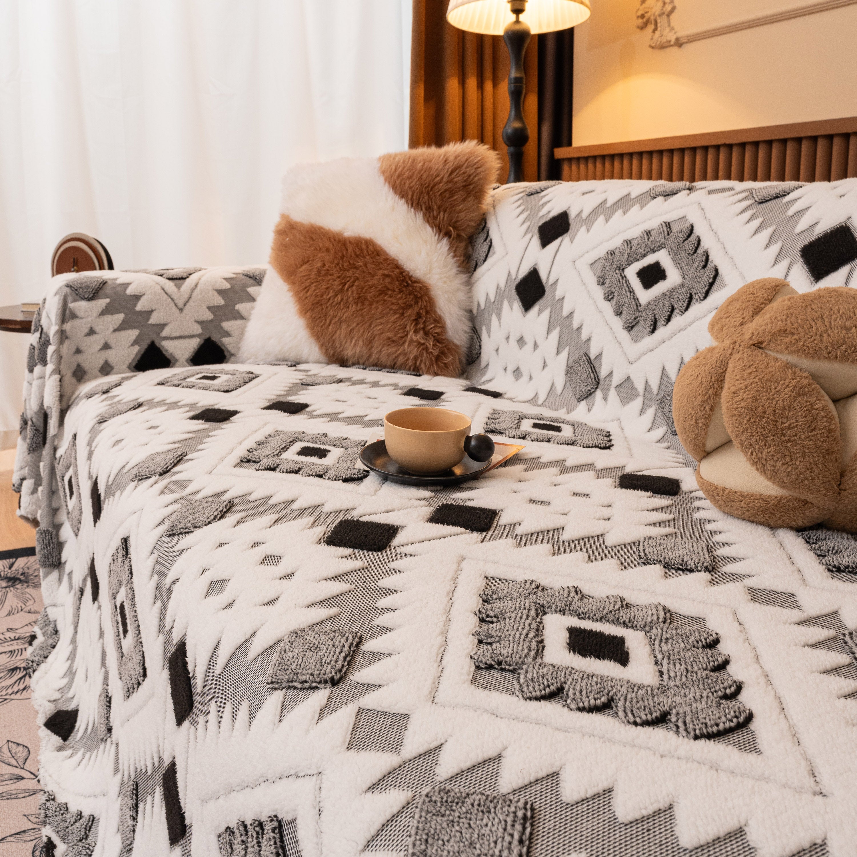 Bohemian Tufted Sofa Cover, Soft Sherpa Fleece Throw Blanket with 3D Aztec Geometric