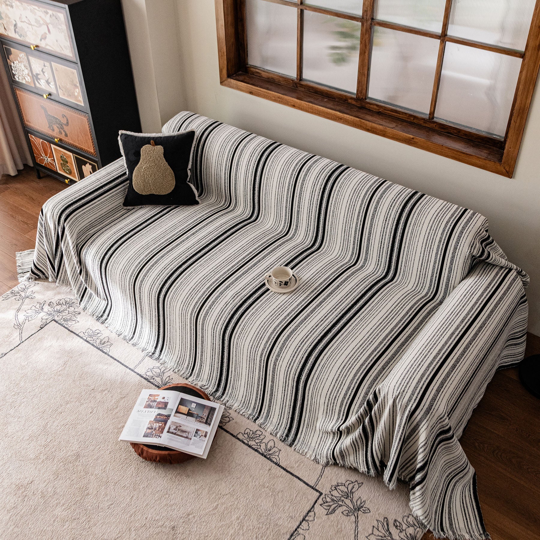 Luxury Cozy Chenille Sofa Cover Throw, Elegant Striped Soft Textured Couch Blanket