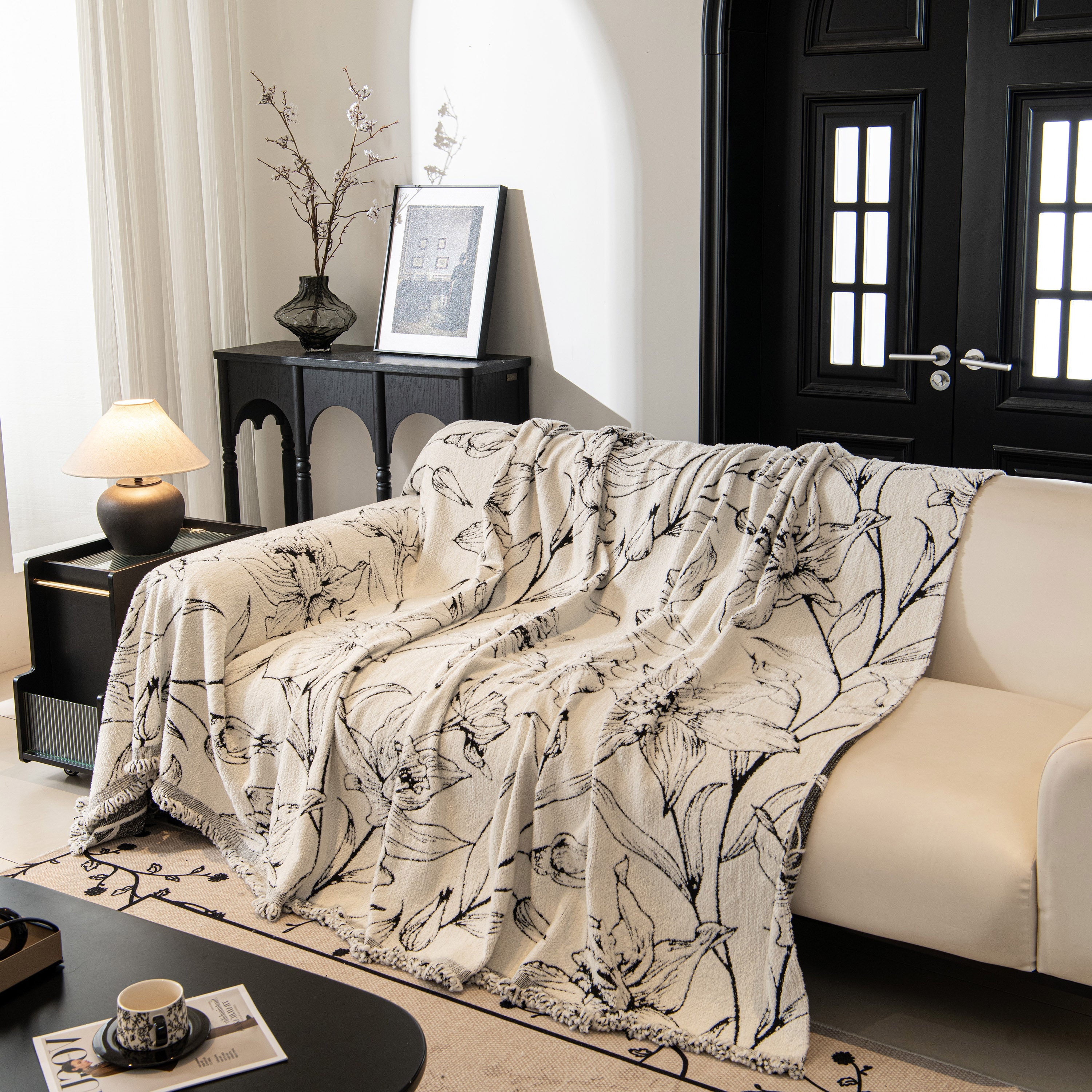 Large Floral Sofa Cover Throw Blanket, Plush Jacquard Non-Shedding Couch Cover for Pets