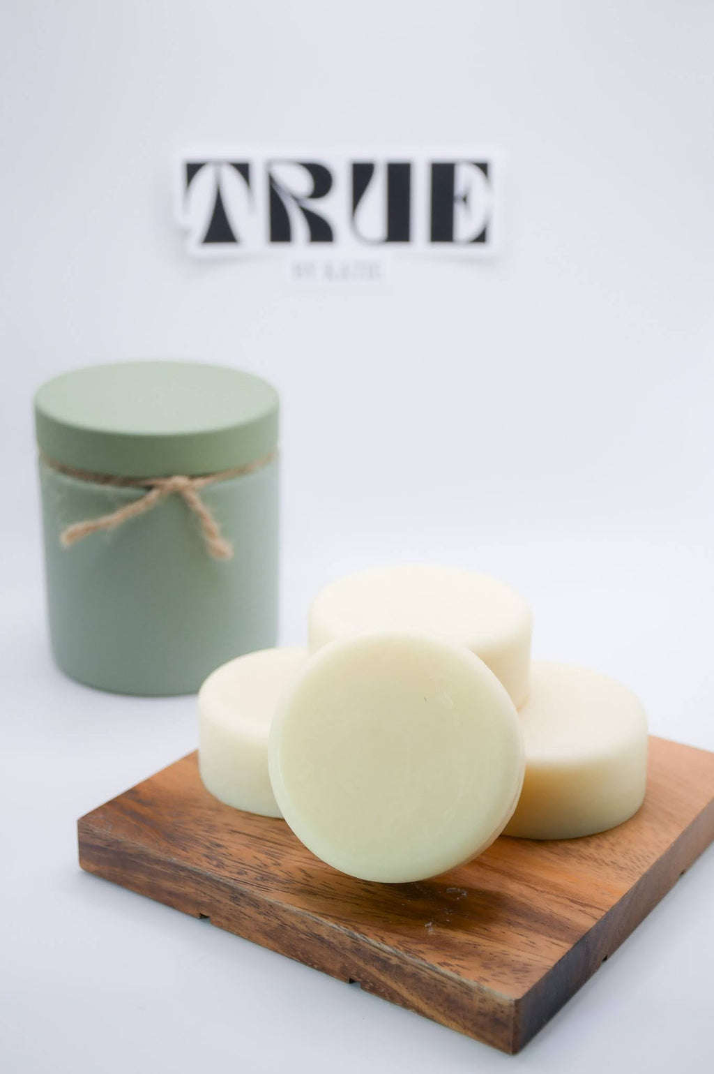 Embrace the Matcha Wax Melts