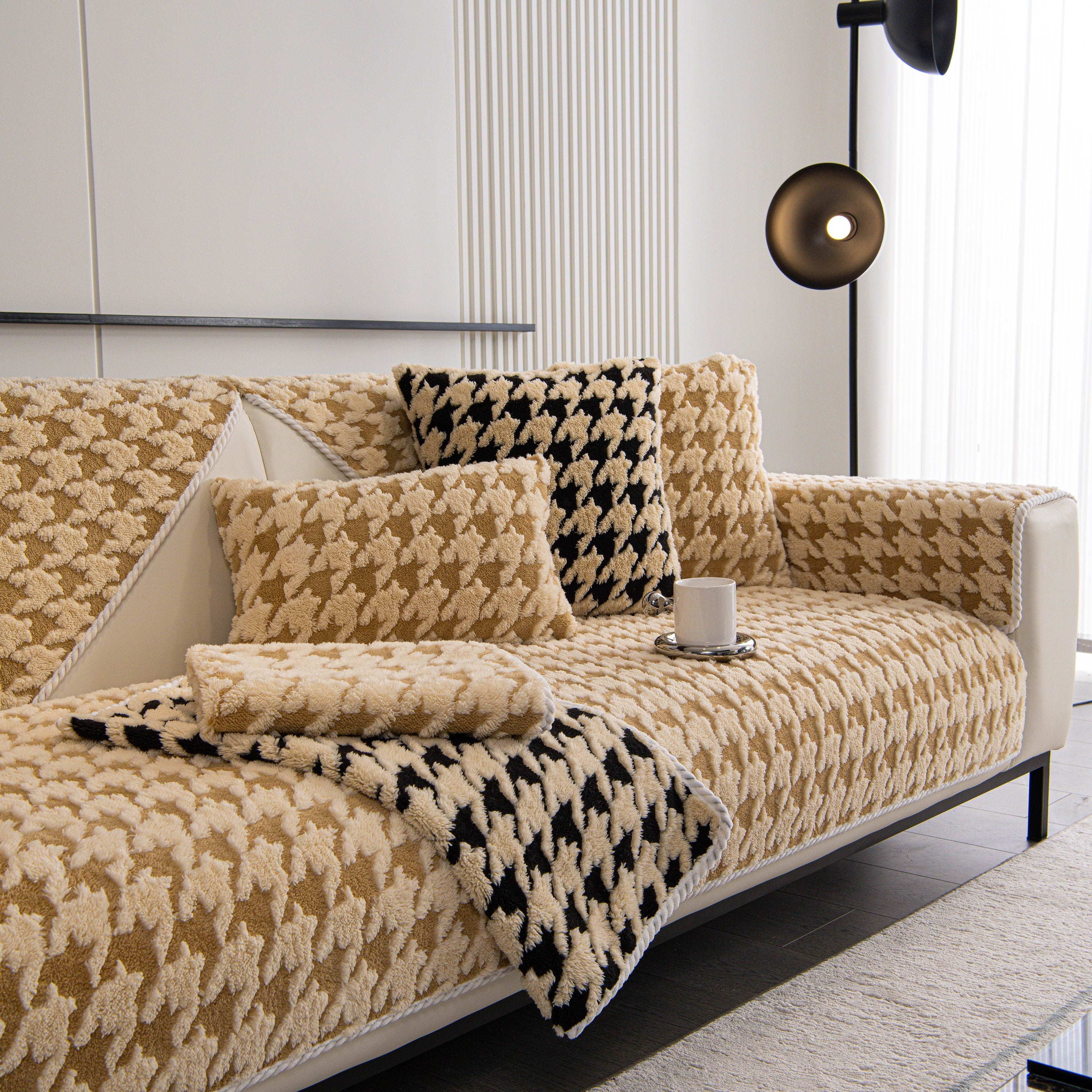 Winter Thickened Sherpa Fleece Houndstooth Sofa Cushion, Non-slip Sofa Cover with Plush