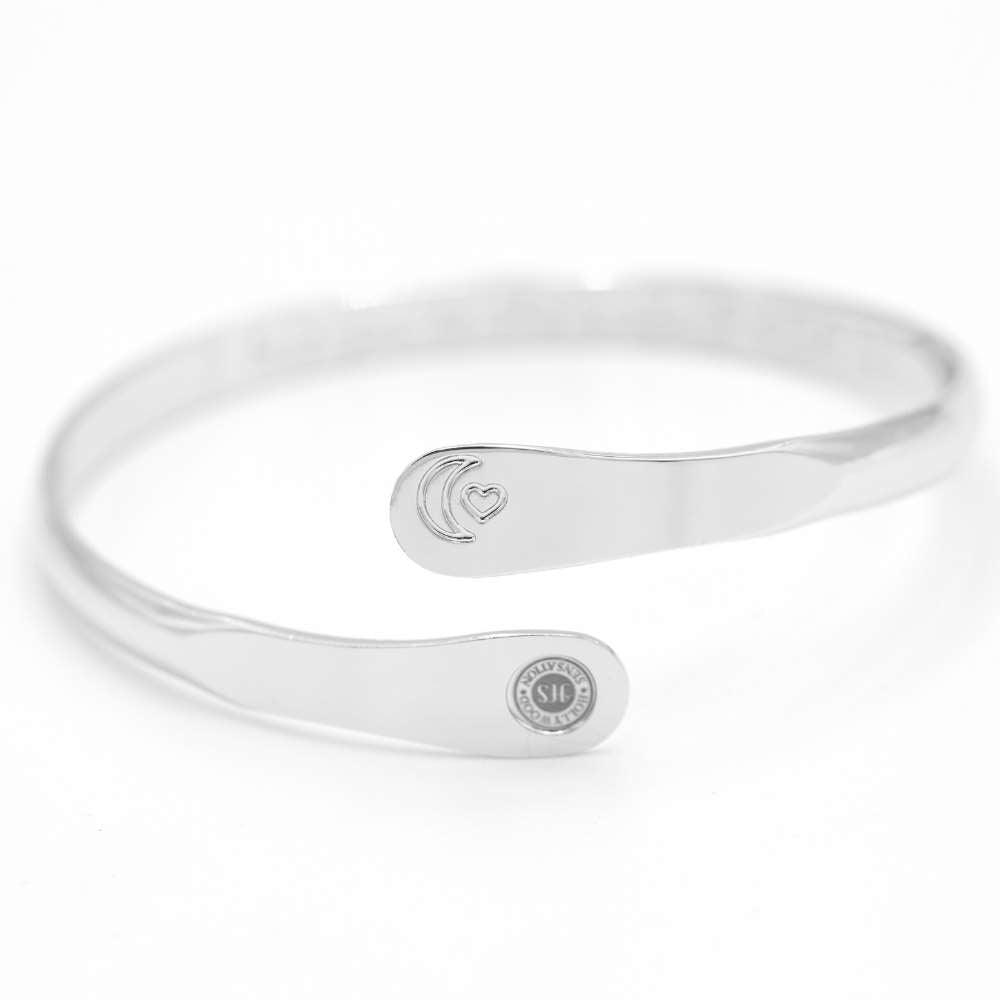 Engraved I love you to the moon and back Bracelet,  Moon and Heart Bracelets