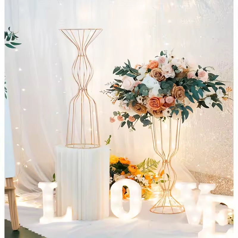 Elyss Wedding Party Table Decor - 23.6” Gold Flower Stand