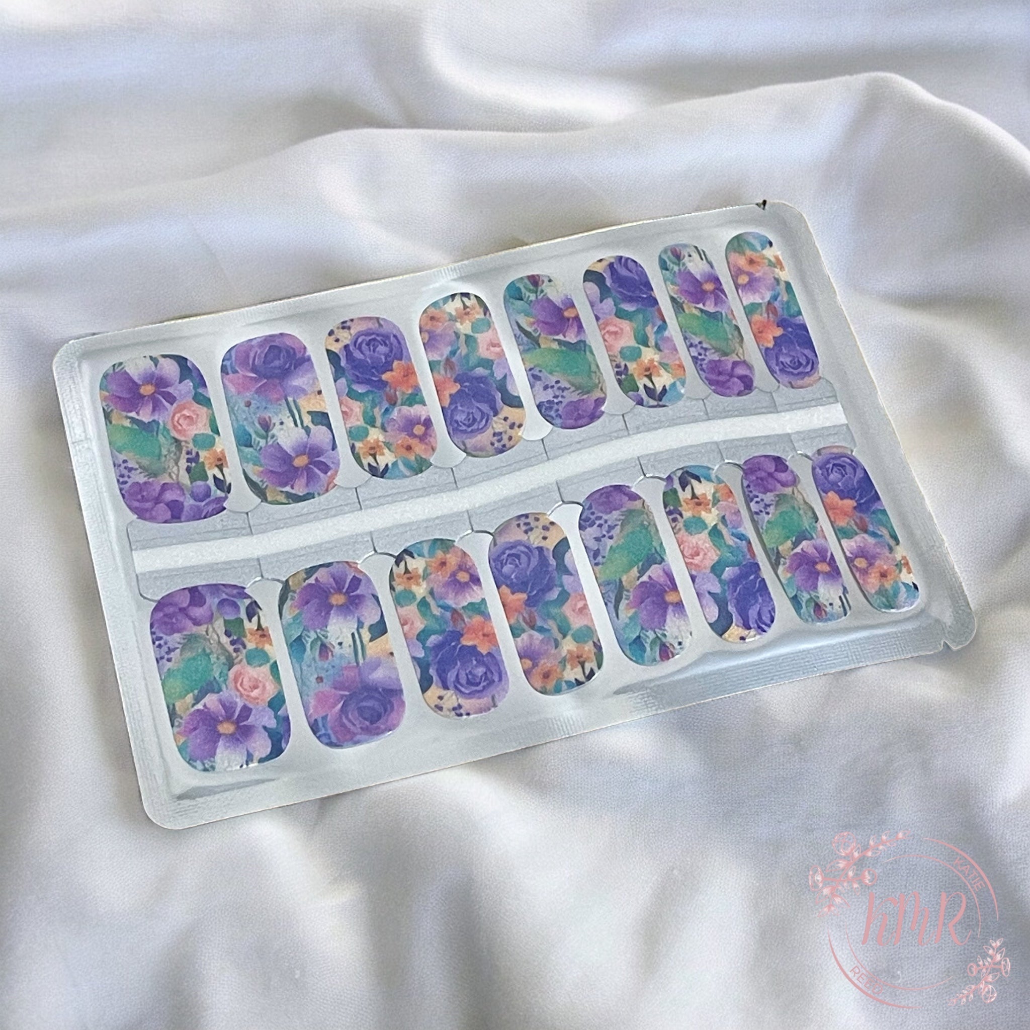 Oriane Nail Wrap