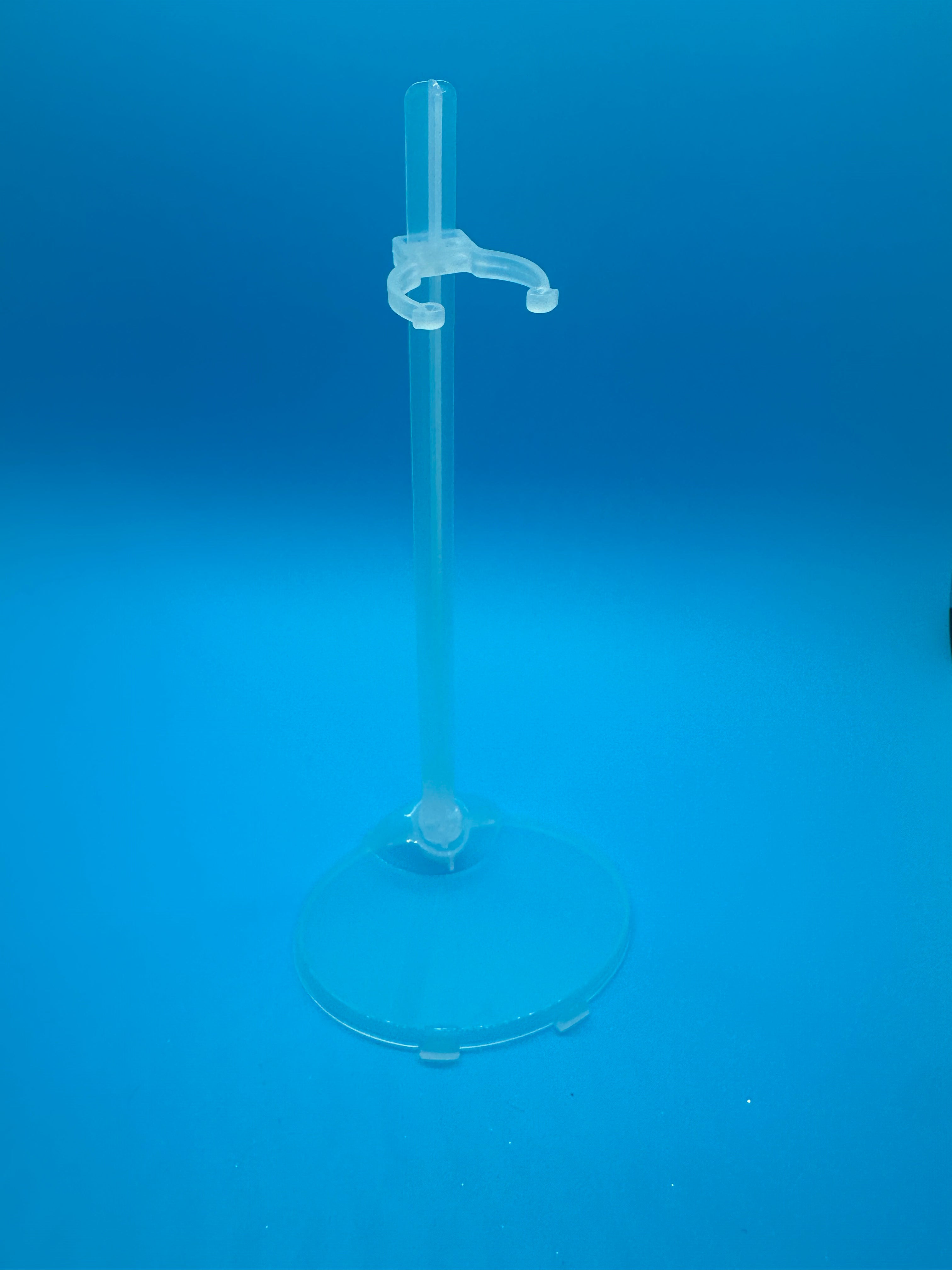 Elf Doll Stand