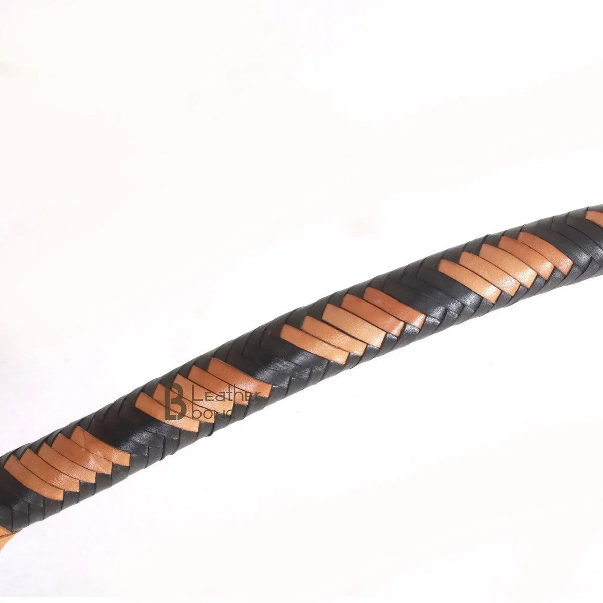 Indiana Jones Bull Whip | Tan and Black Kangaroo Hide | 6 to 16 Feet | 16 Strands | Leather Belly and Bolster – Leather Bond