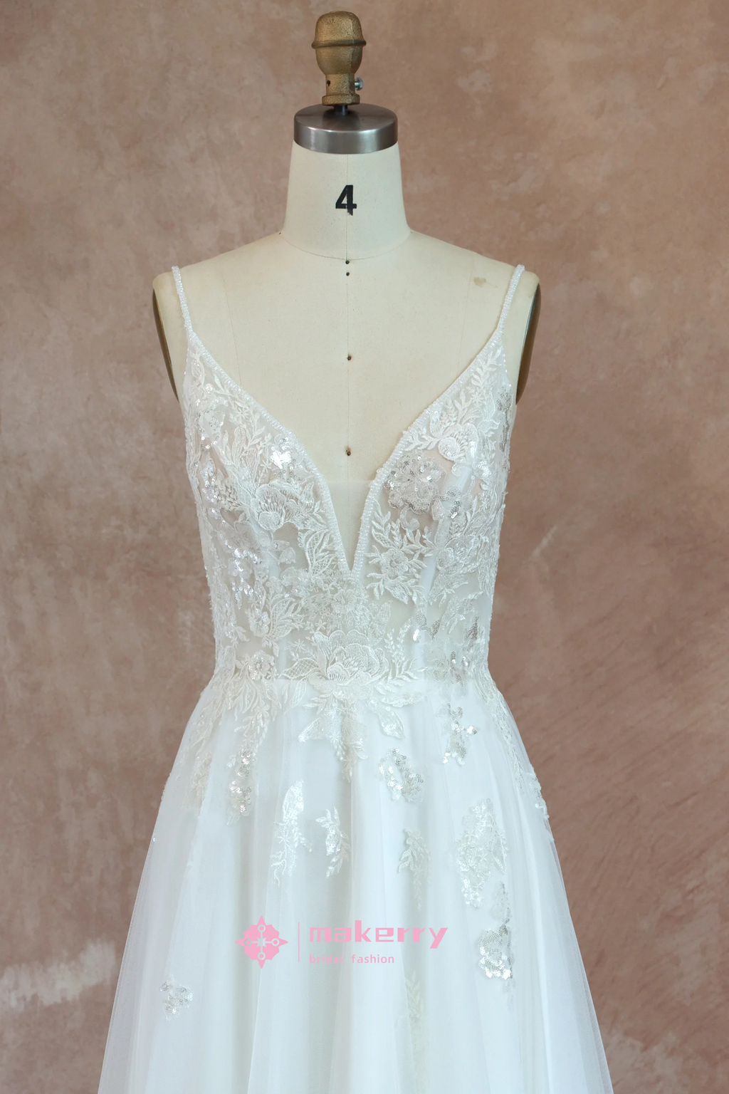 A-line Spaghetti Straps Lace Princess-Style Bridal Gown