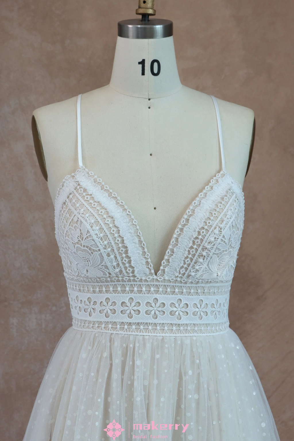 Charming Sexy Deep V Neck Lace Tulle Beach Bridal Gown