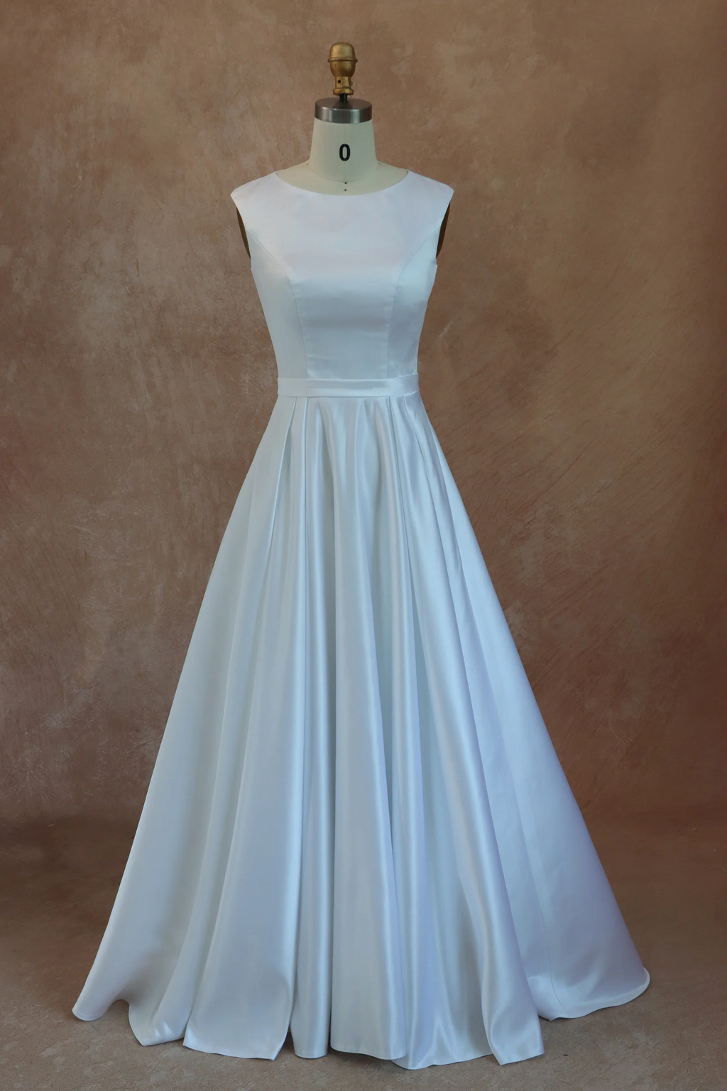 A-line Scoop-Neck Full Back Satin Wedding Dress