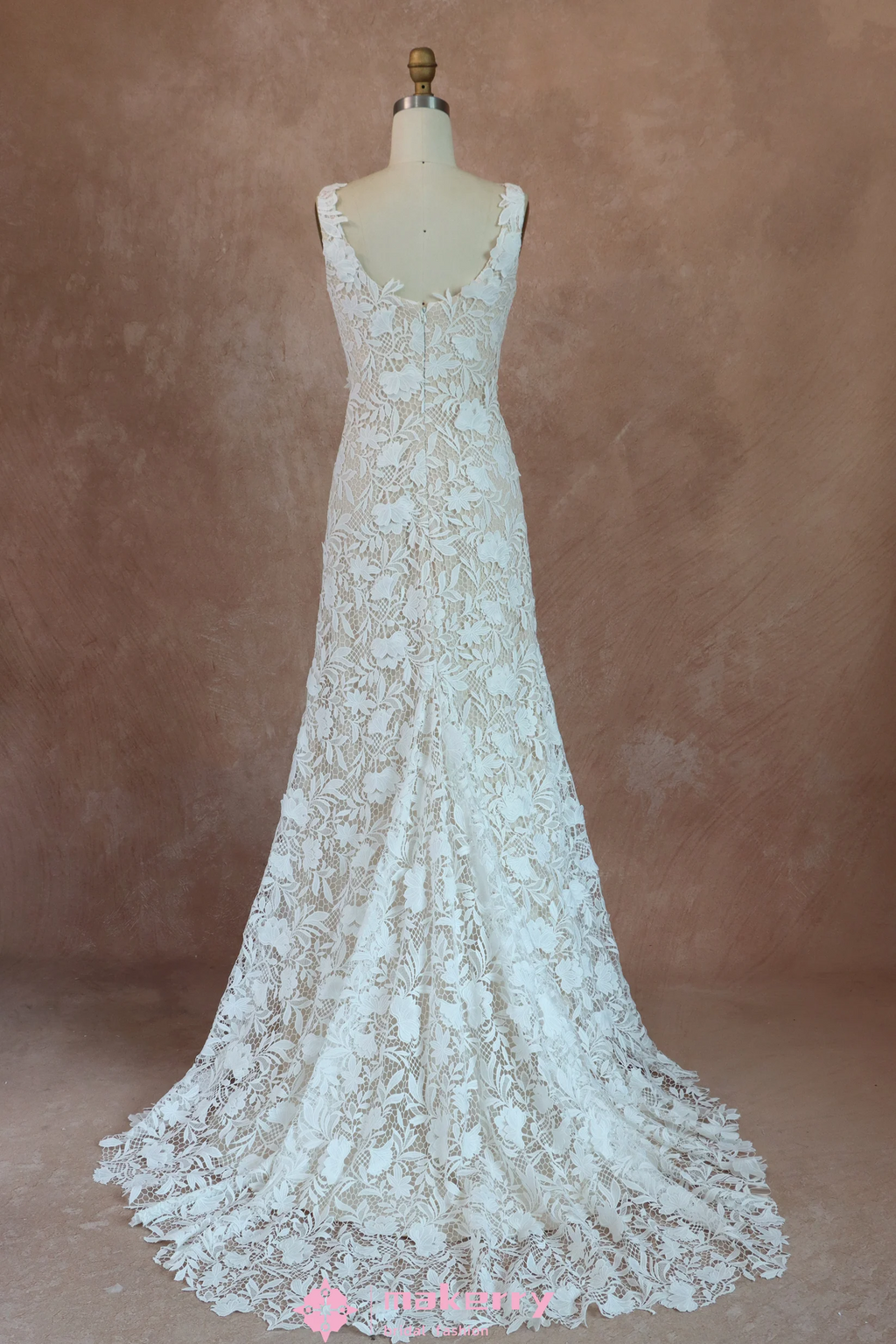 Elegant Three-Dimensional Floral Lace Wedding Dress With Bateau Neckline