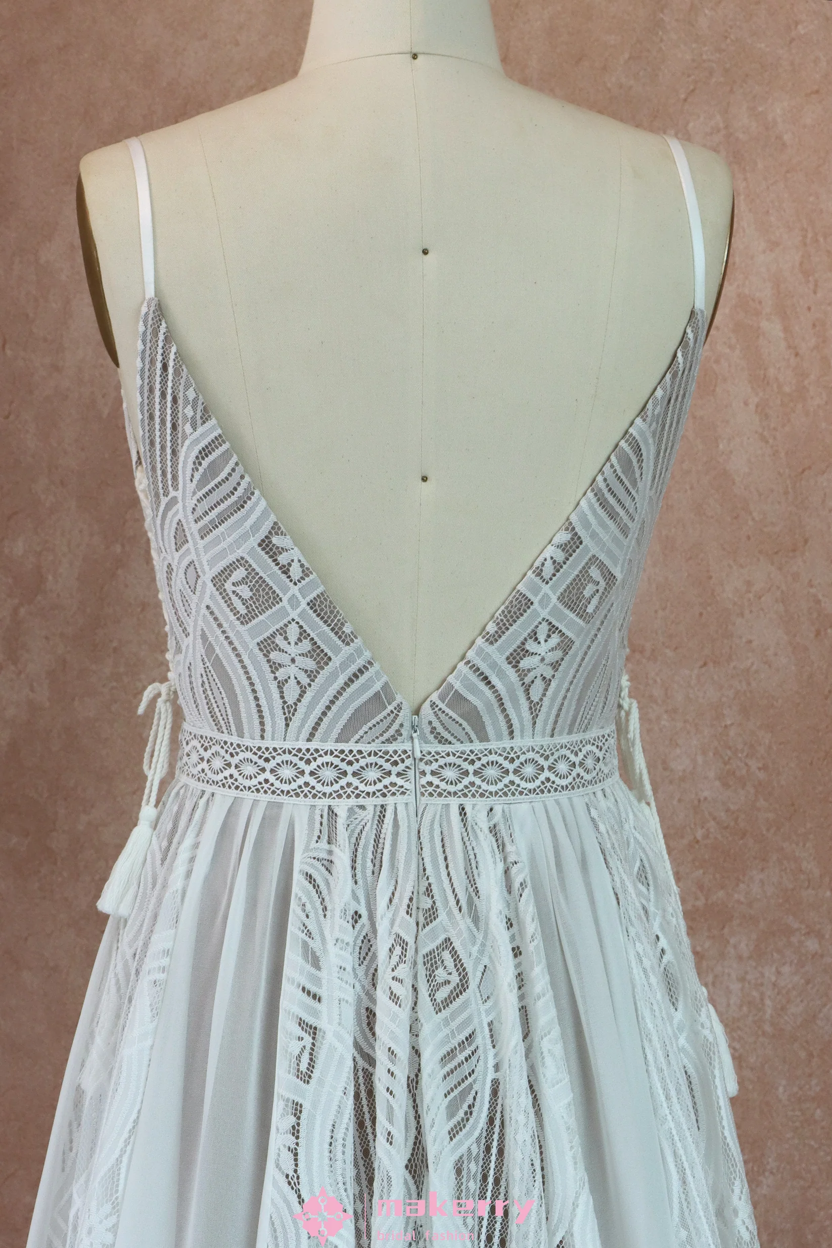 Sexy Lace Bohemian Spaghetti Straps Wedding Dress