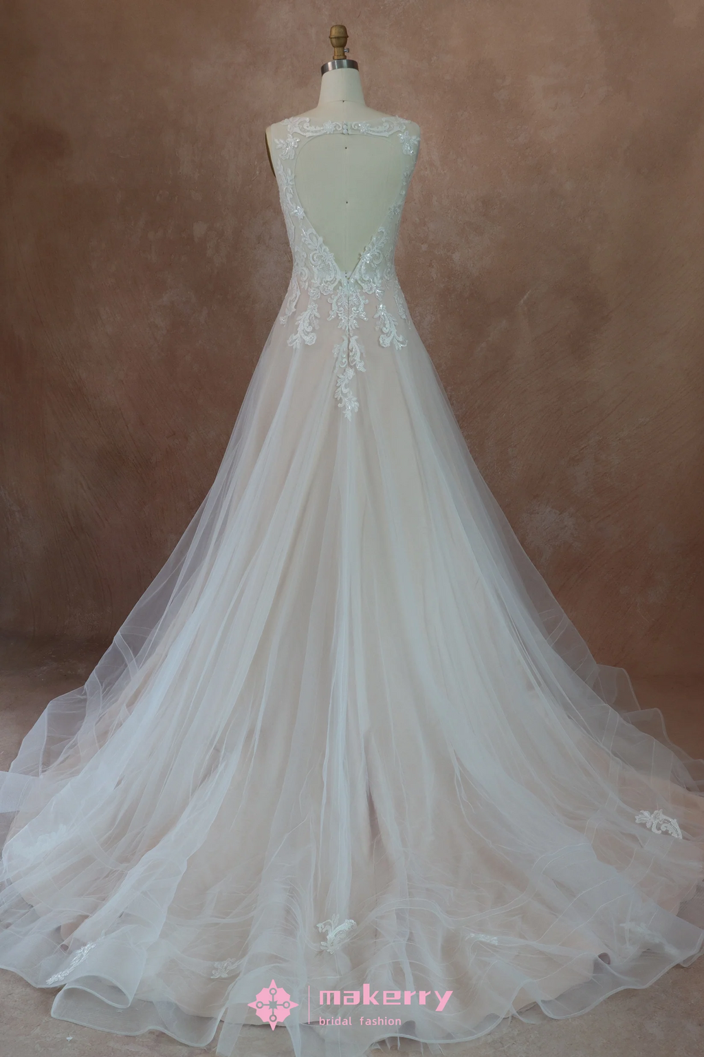 Ultra-romantic V-neck Heart-shape Back Wedding Gown-Size 10-image-3