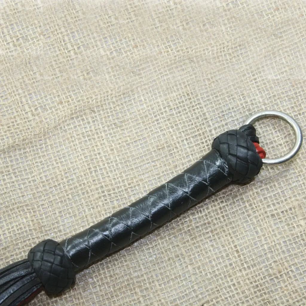 Real Genuine Cow Hide Leather Lace Flogger 25 Falls Red Black Light Weight