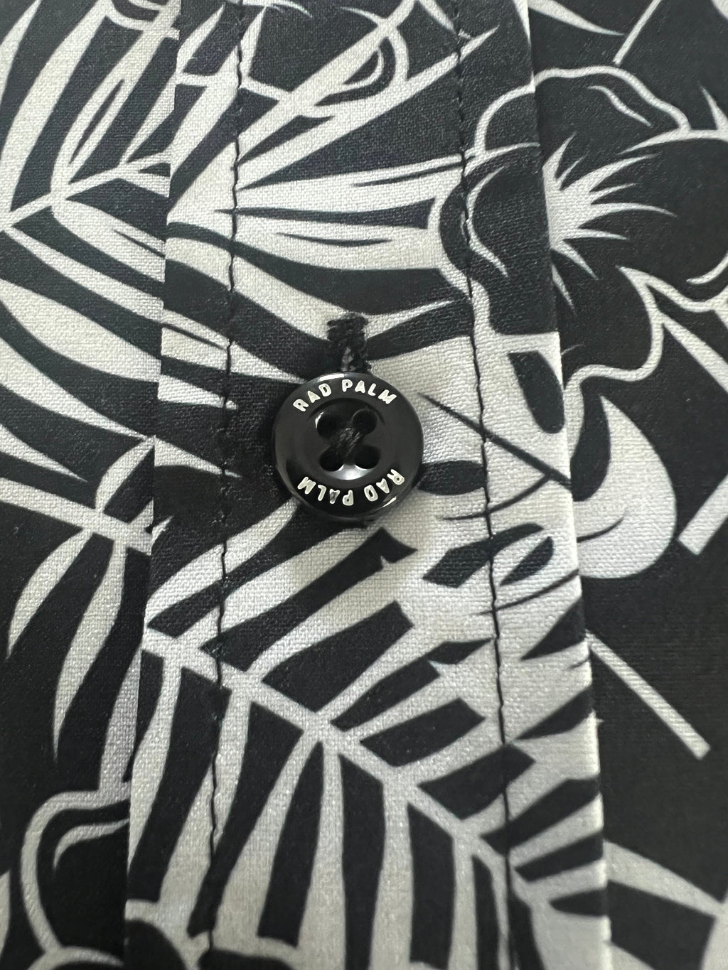 BLK WHT