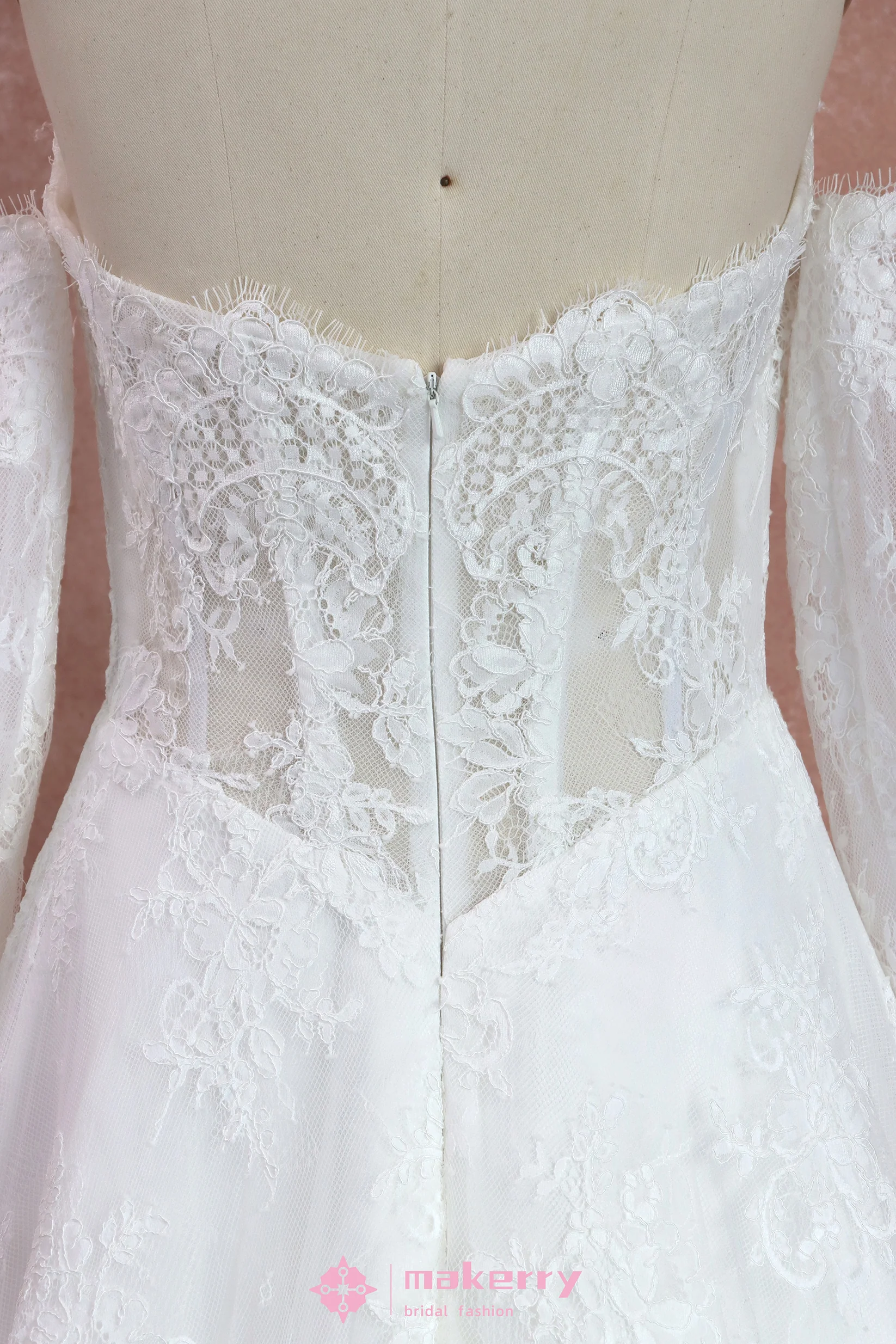 Romantic Vintage Lace Corset Wedding Dress with Off-Shoulder Sleeves