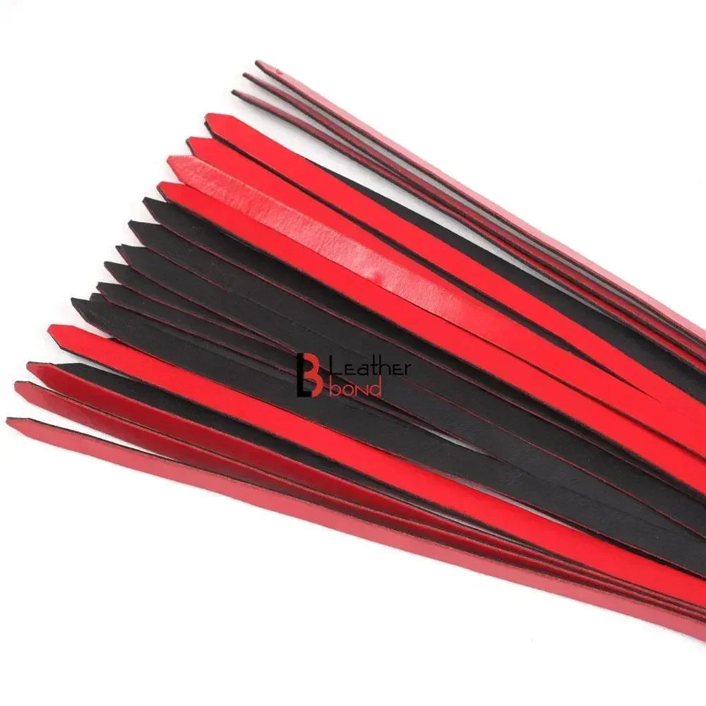 Real Genuine Cowhide Leather Finger Loop Flogger 25 Falls Red Black Heavy Duty Thuddy Flog whip
