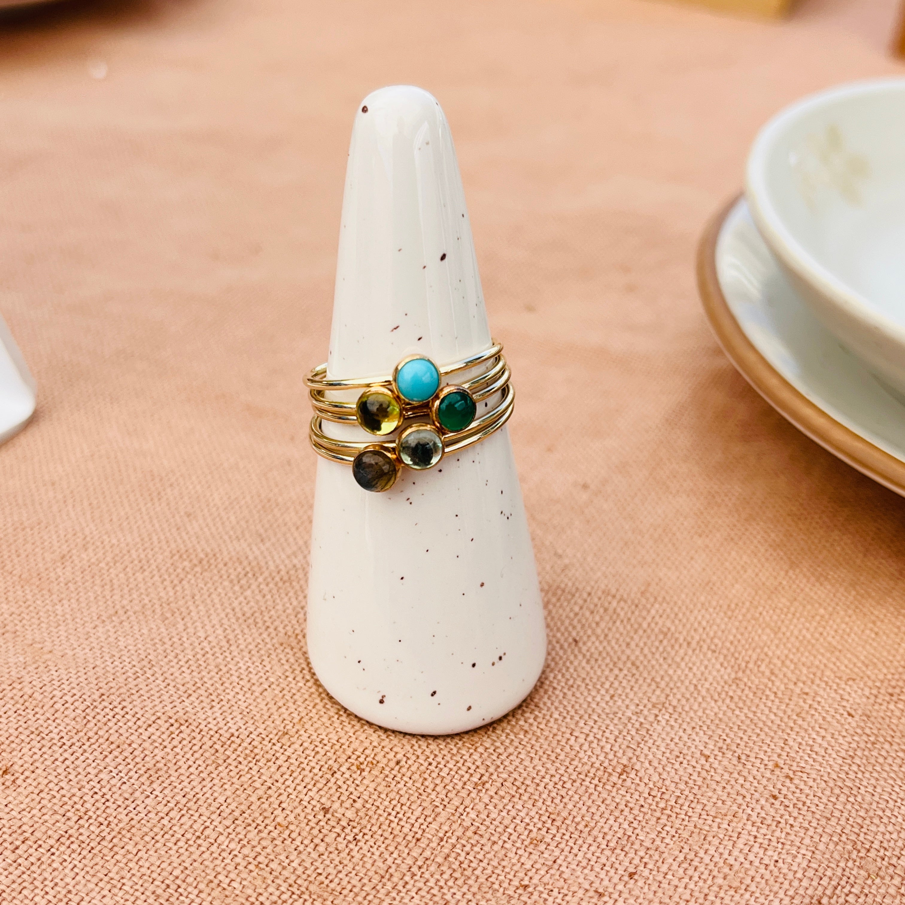 EMERALD ONYX RING