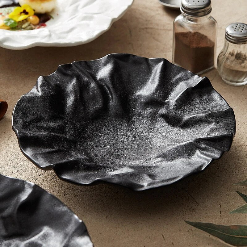 Japanese-Inspired Ripple Deep Ceramic Dish | 3CARATS