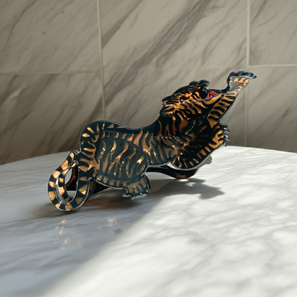 "Attack" Style Tiger Hair Clip