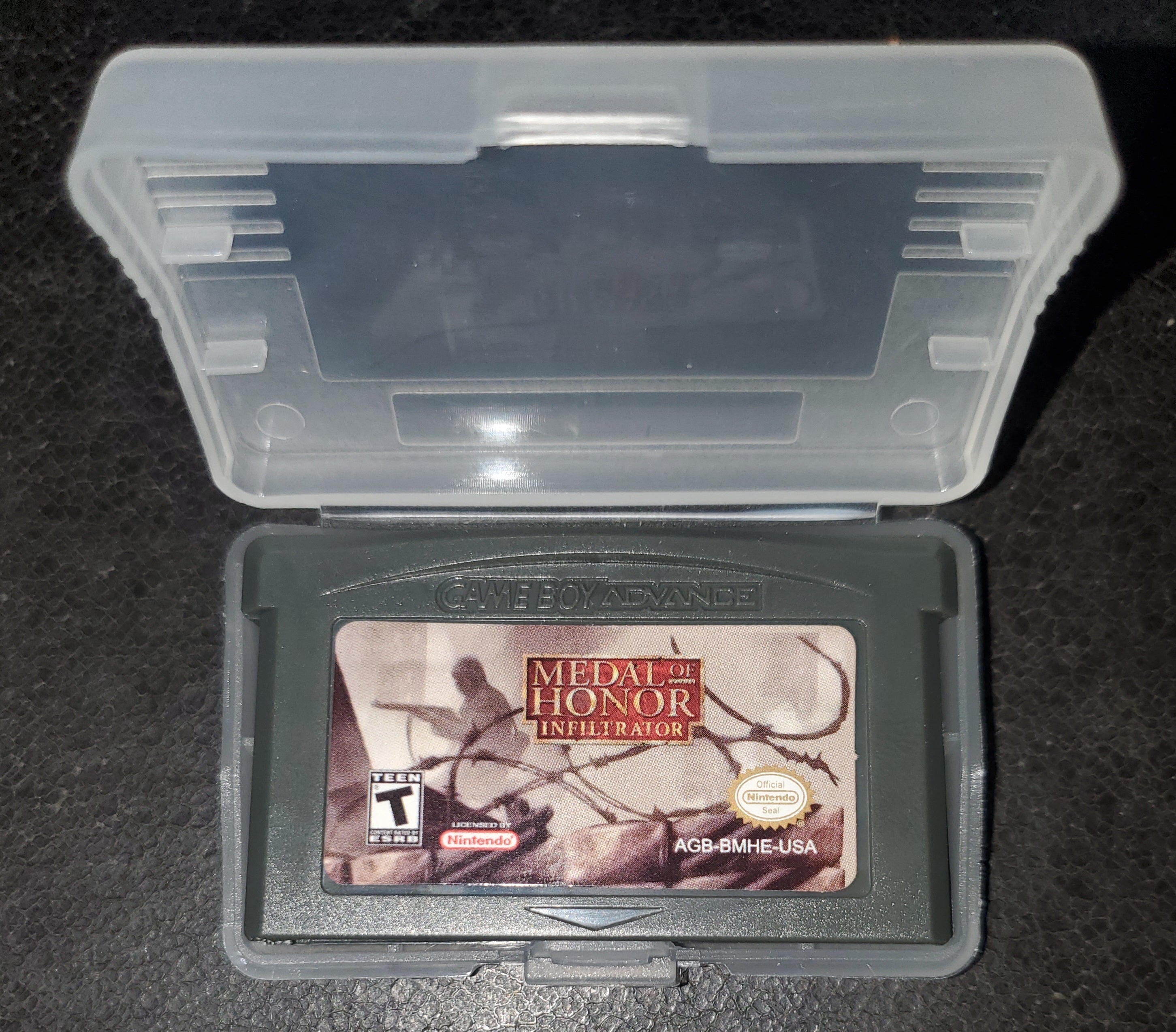 Medal of Honor Infiltrator GBA Video Game Boy Advance Nintendo