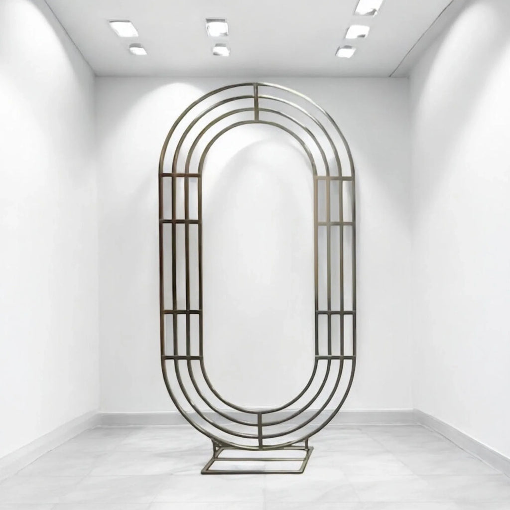 Noval Shiny Gold Wedding Backdrop Stand – Elegant Metal Arch