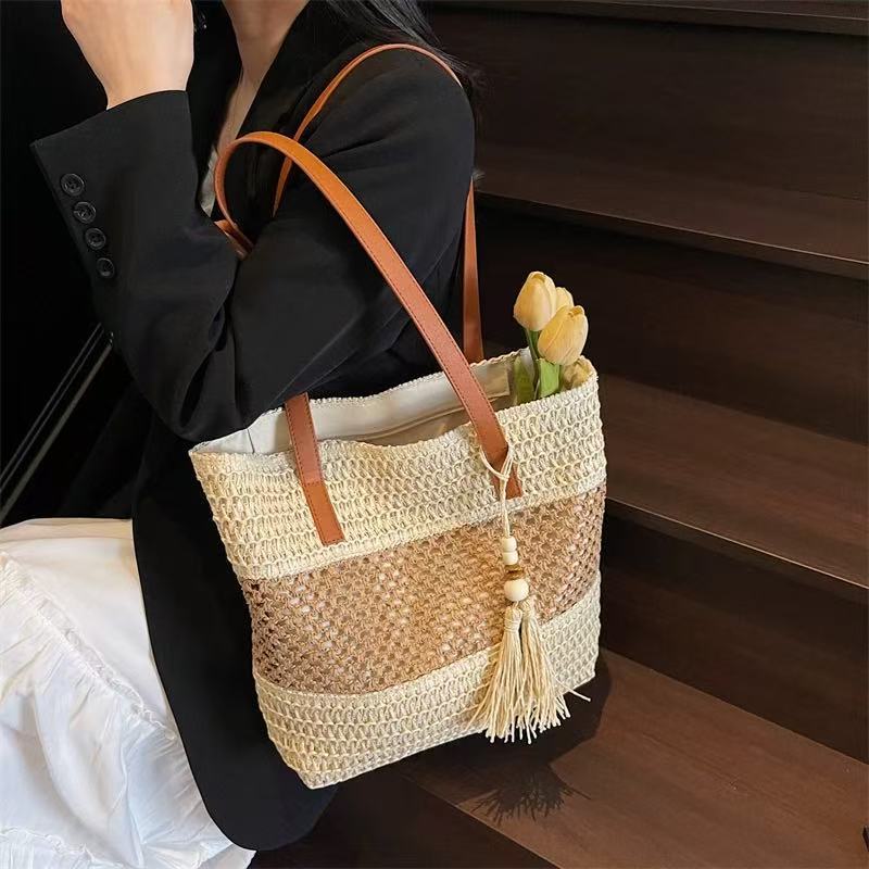 One Shoulder Hollow Out Cutout out Straw Bag Tassel Woven Bag Vacation Beach Bag Contrast Color Straw Bag