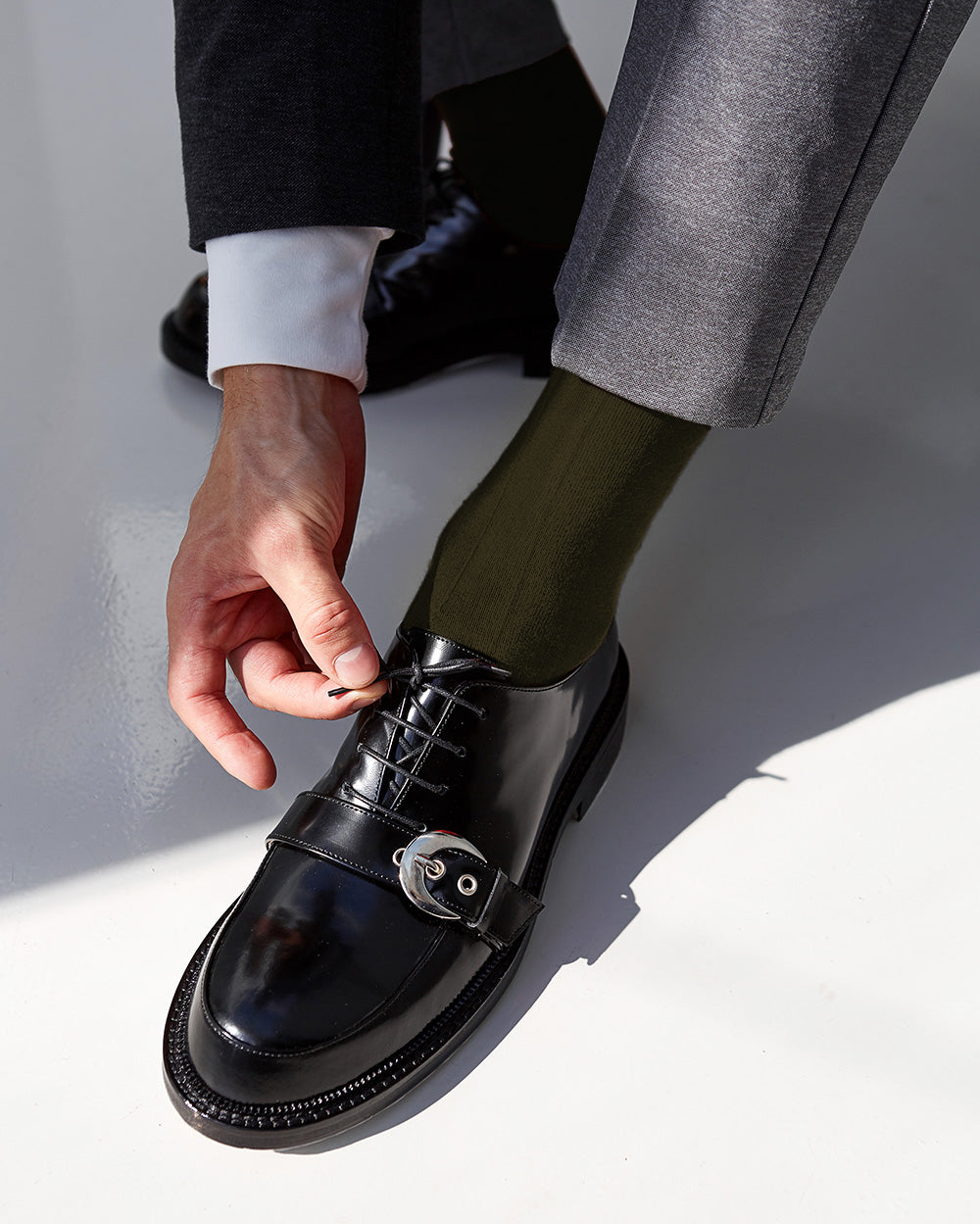 Vittorio Farina Men's Ribbed Shear Nylon Over The Calf Dress Socks