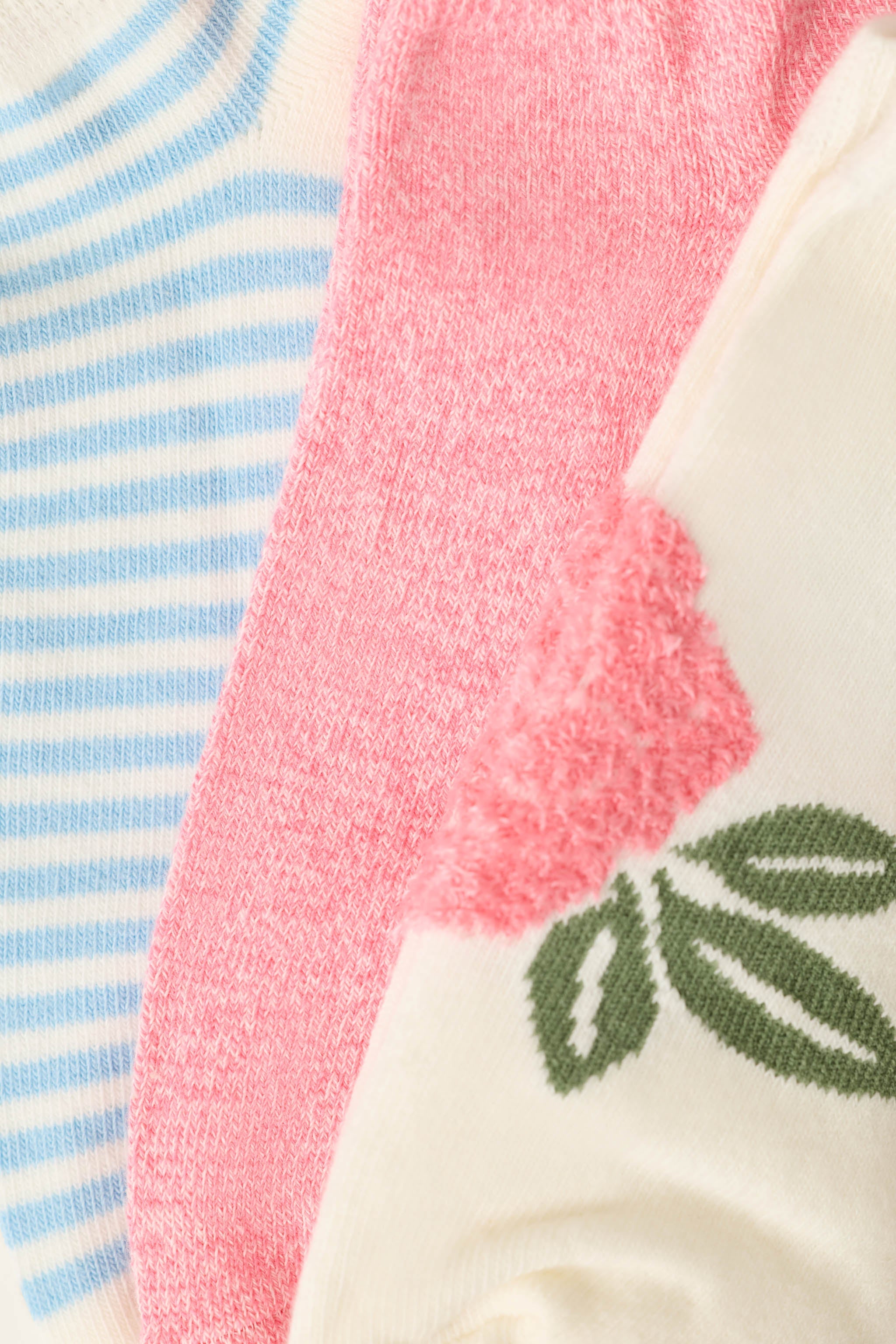 Western Blooms Rose Stripe 3-Pack Ankle Socks