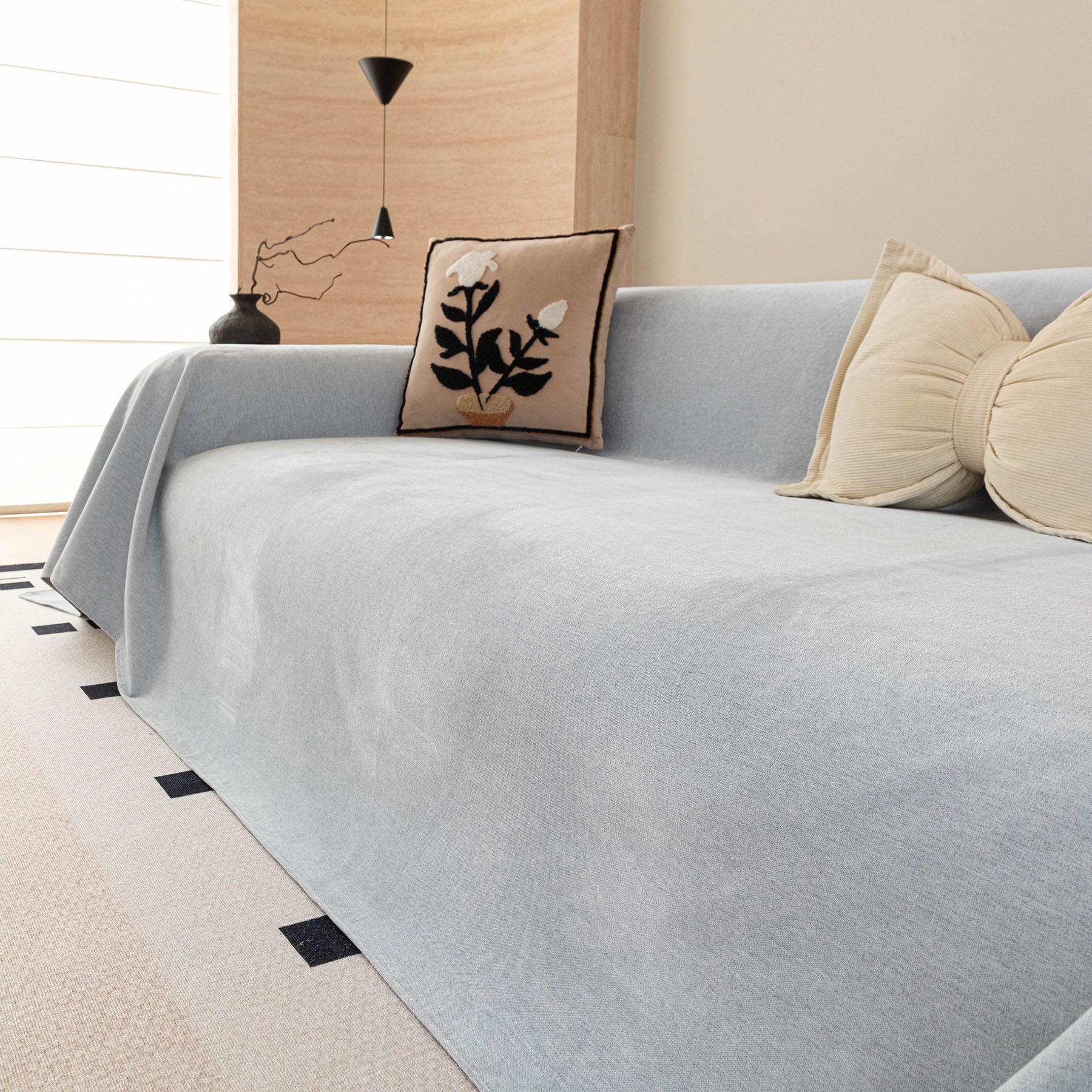 Luxury Pet Friendly Couch Cover, Non-Slip Furniture Protector Blanket for Pets, Kids