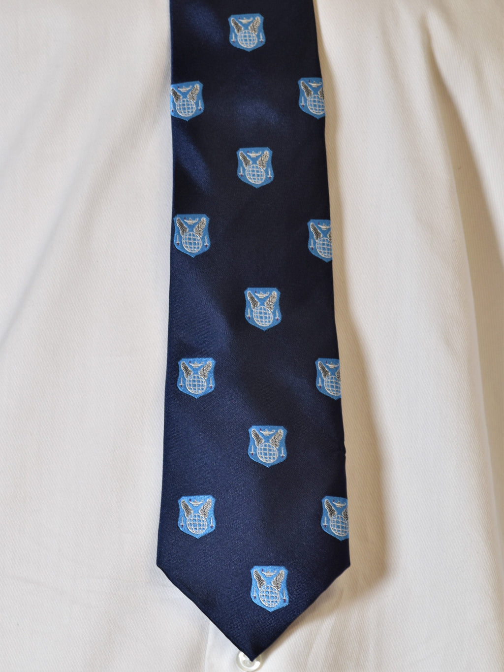 OSI Shield Tie