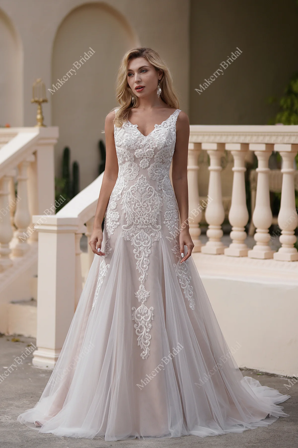 Scalloped Pink Nude Lace V-neck Godet Mermaid Bridal Gown-Size 4-image-4