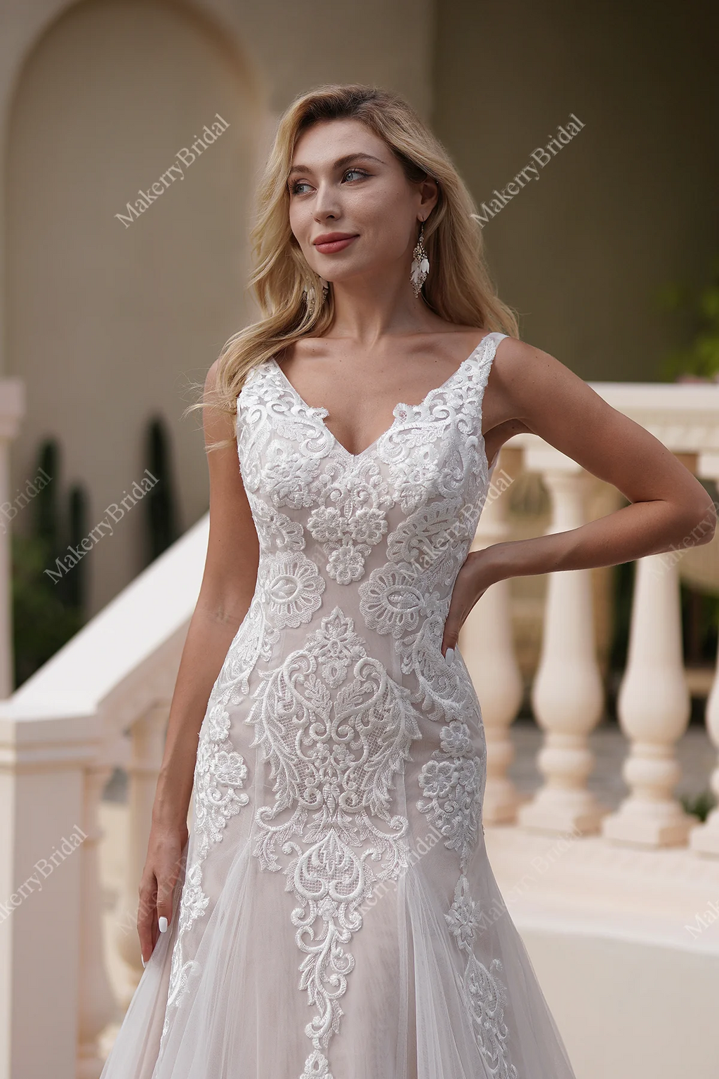 Scalloped Pink Nude Lace V-neck Godet Mermaid Bridal Gown-Size 4-image-2
