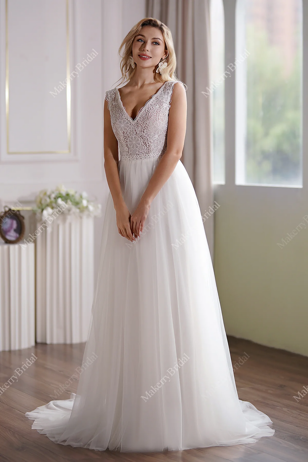 Illusion Lace Boho Wedding Dress With Alluring Open Back